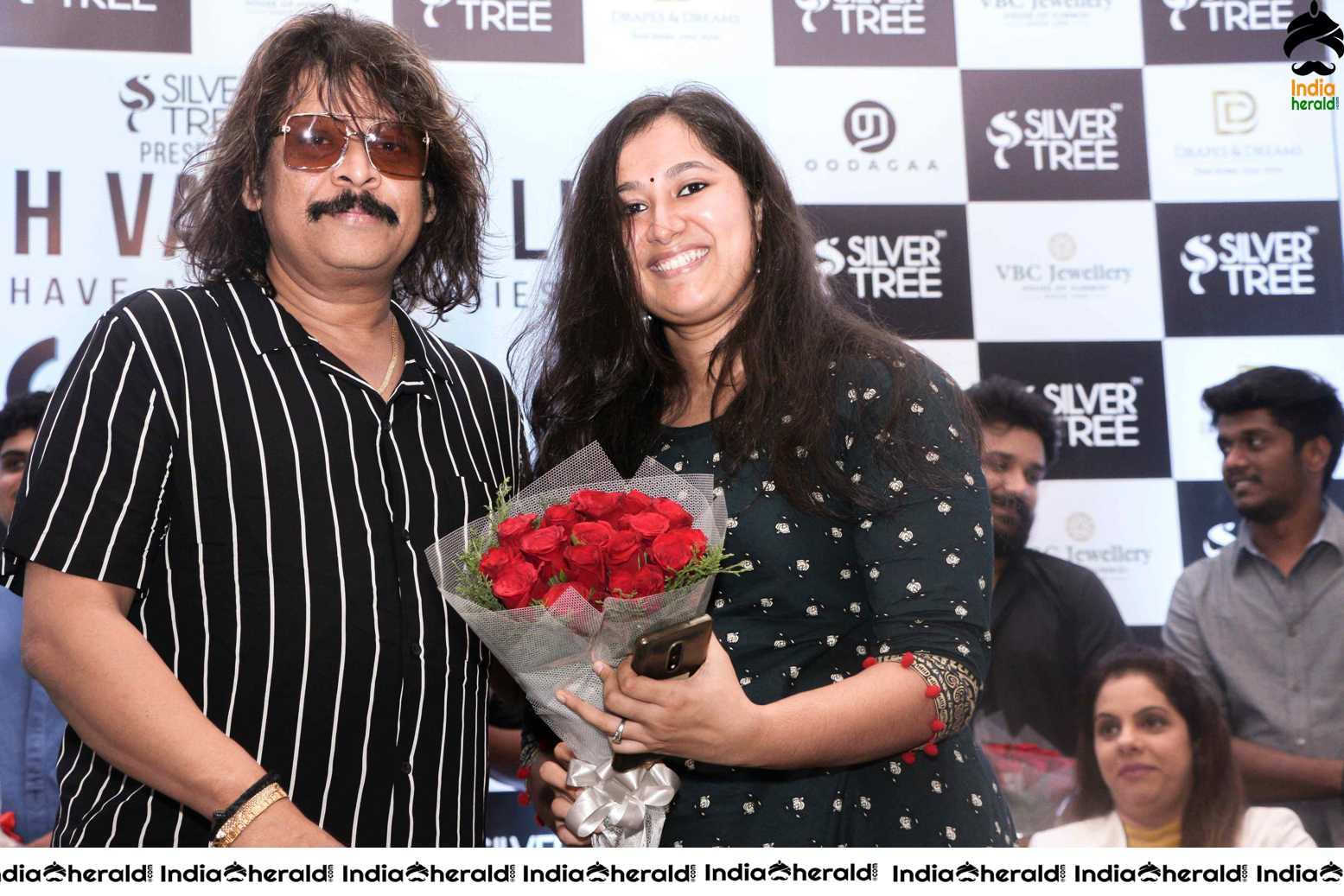 Press Meet Stills of SILVERTREE PRESENTS RAJHESH VAIDHYA LIVE 100 MINUTES 100 SONGS Set 3