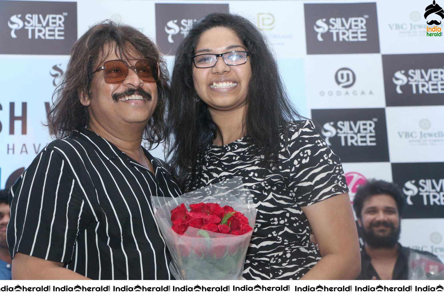 Press Meet Stills of SILVERTREE PRESENTS RAJHESH VAIDHYA LIVE 100 MINUTES 100 SONGS Set 3