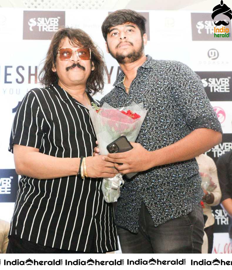 Press Meet Stills of SILVERTREE PRESENTS RAJHESH VAIDHYA LIVE 100 MINUTES 100 SONGS Set 3