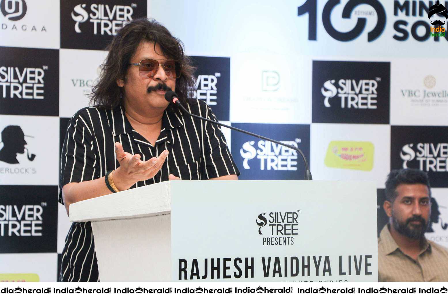 Press Meet Stills of SILVERTREE PRESENTS RAJHESH VAIDHYA LIVE 100 MINUTES 100 SONGS Set 3