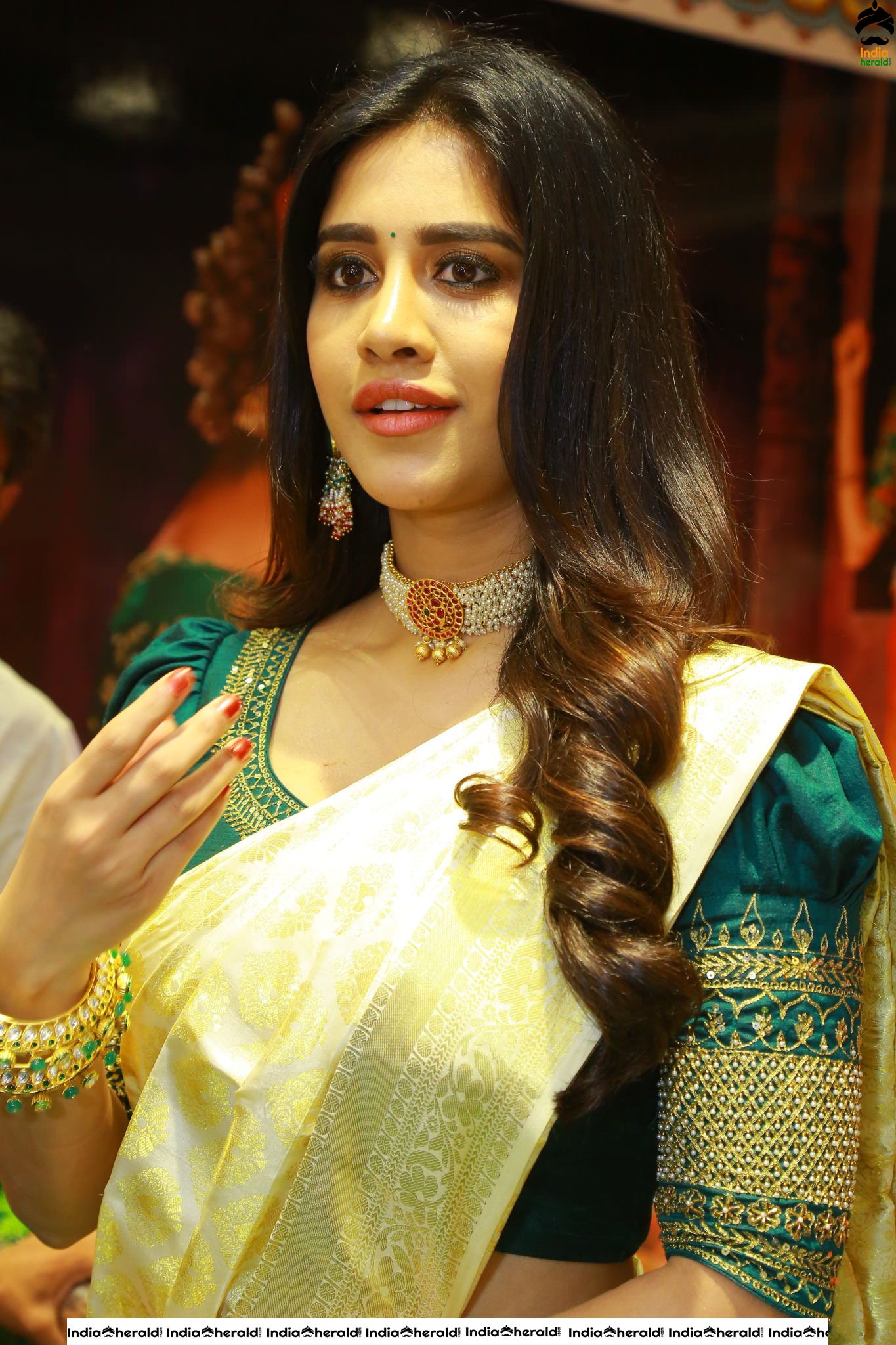 Pretty Nabha Natesh in Saree Launches Sri Kanchi Alankar Silks at Saroornagar Set 1