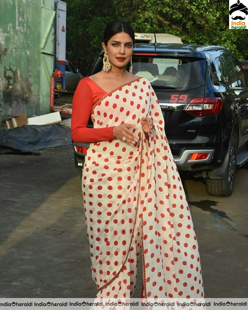Priyanka Chopra At The Sky In Pink Promotions