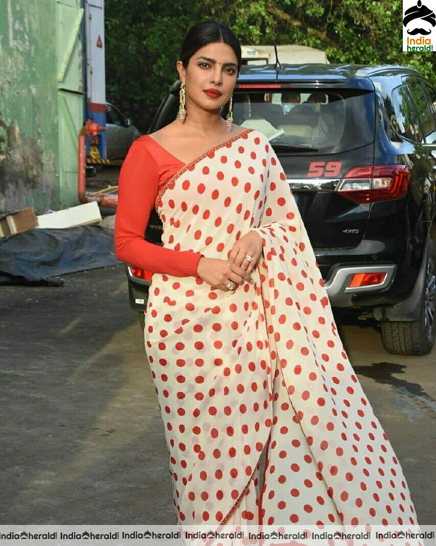 Priyanka Chopra At The Sky In Pink Promotions
