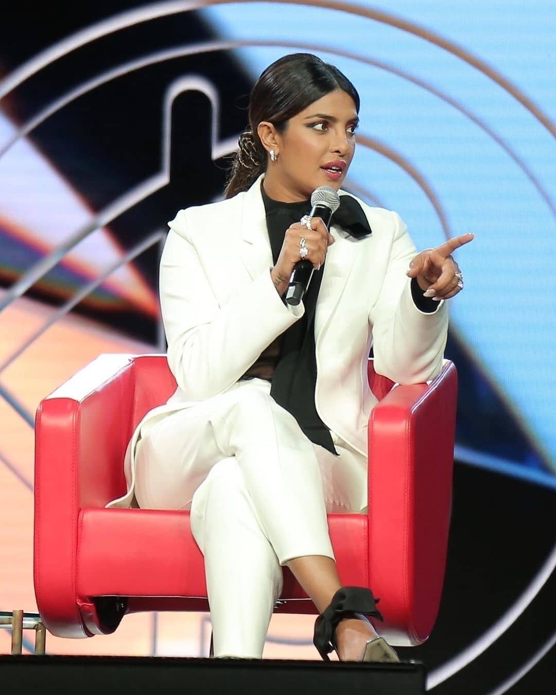 Priyanka Chopra Hot And Sensuous At Beauty Conla Event