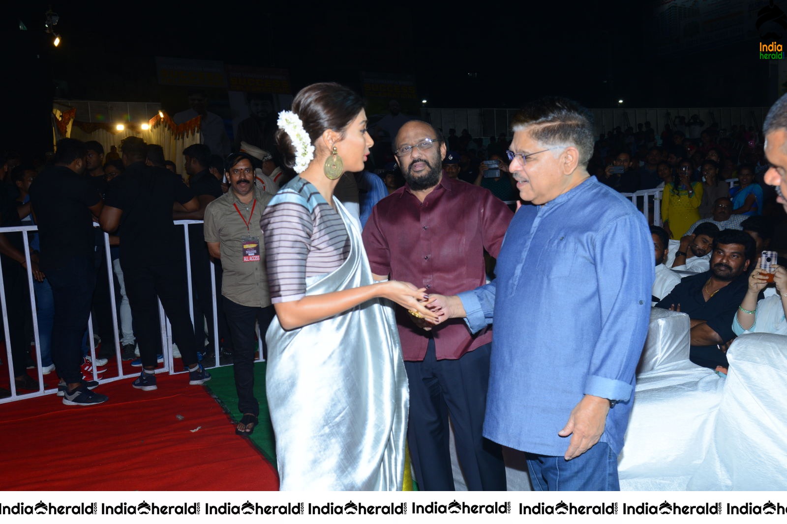 Producer Allu Aravind Welcomes Pooja Hegde Set 2