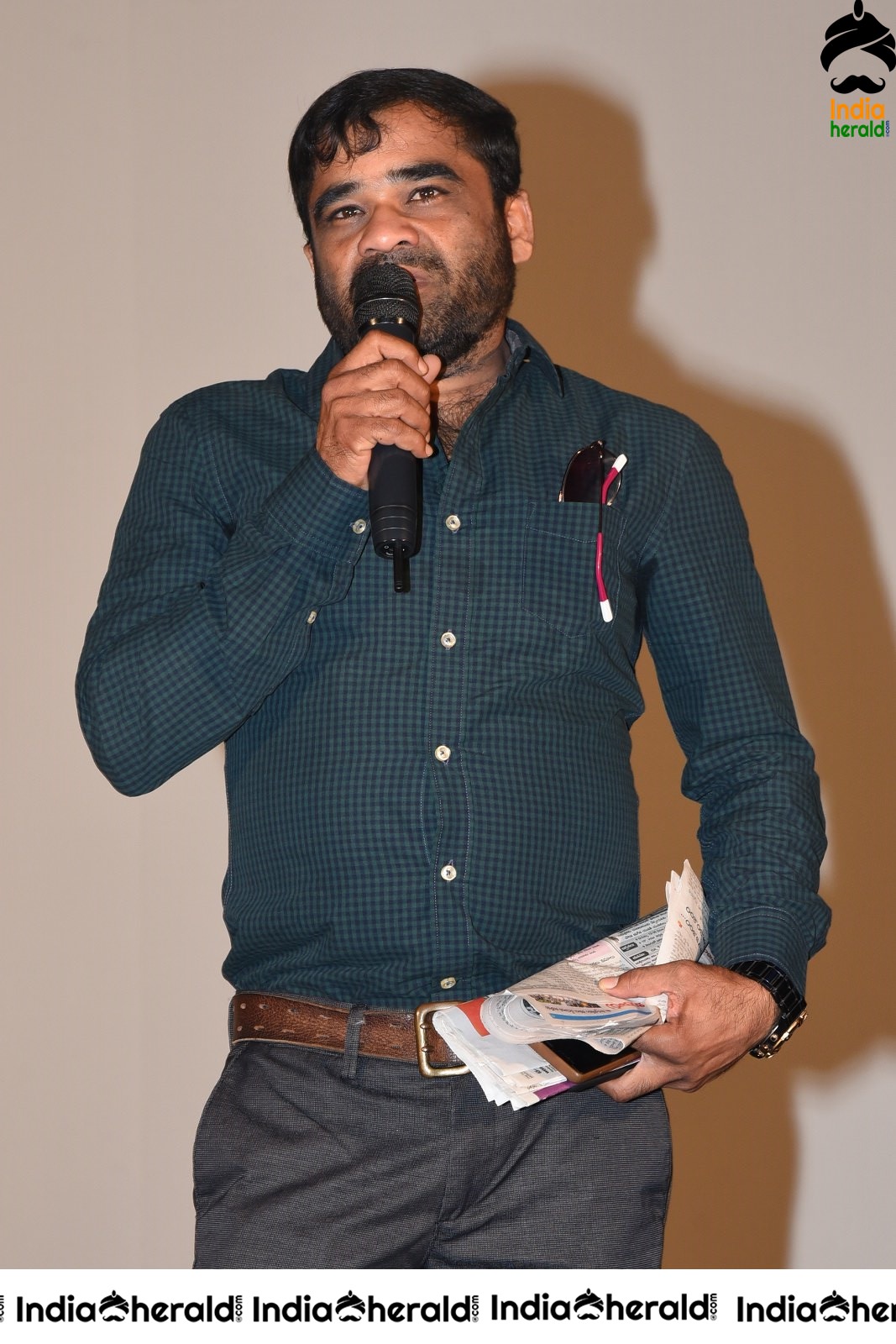 Producer Sk Basheed Controversial Press Meet Set 2