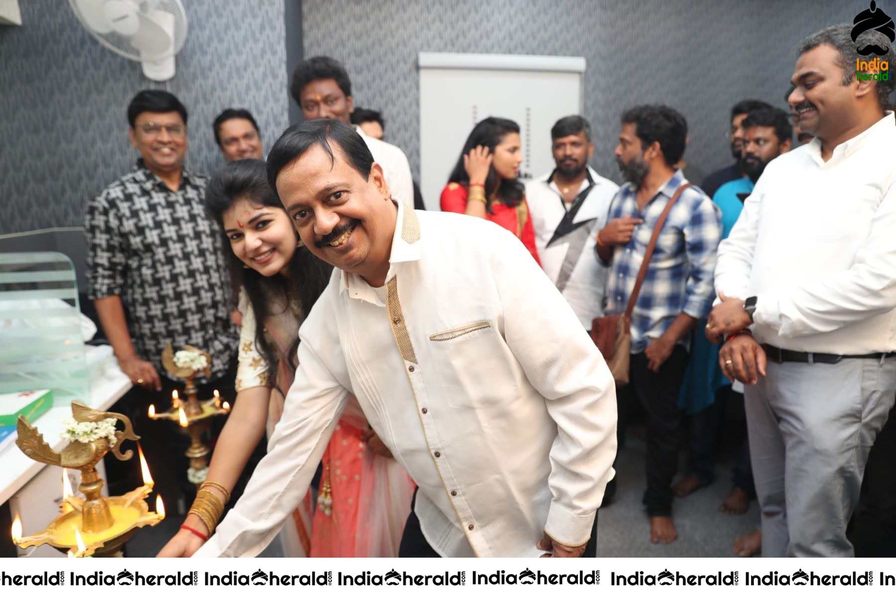 Production No 2 Tamil Movie Pooja Stills Set 3