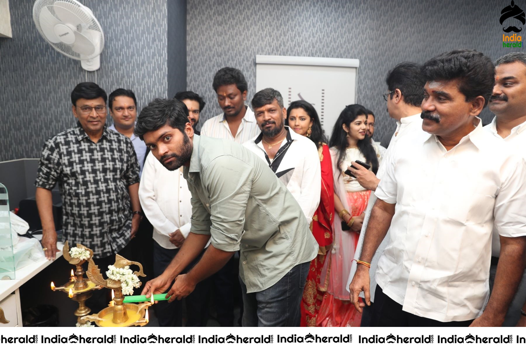 Production No 2 Tamil Movie Pooja Stills Set 3