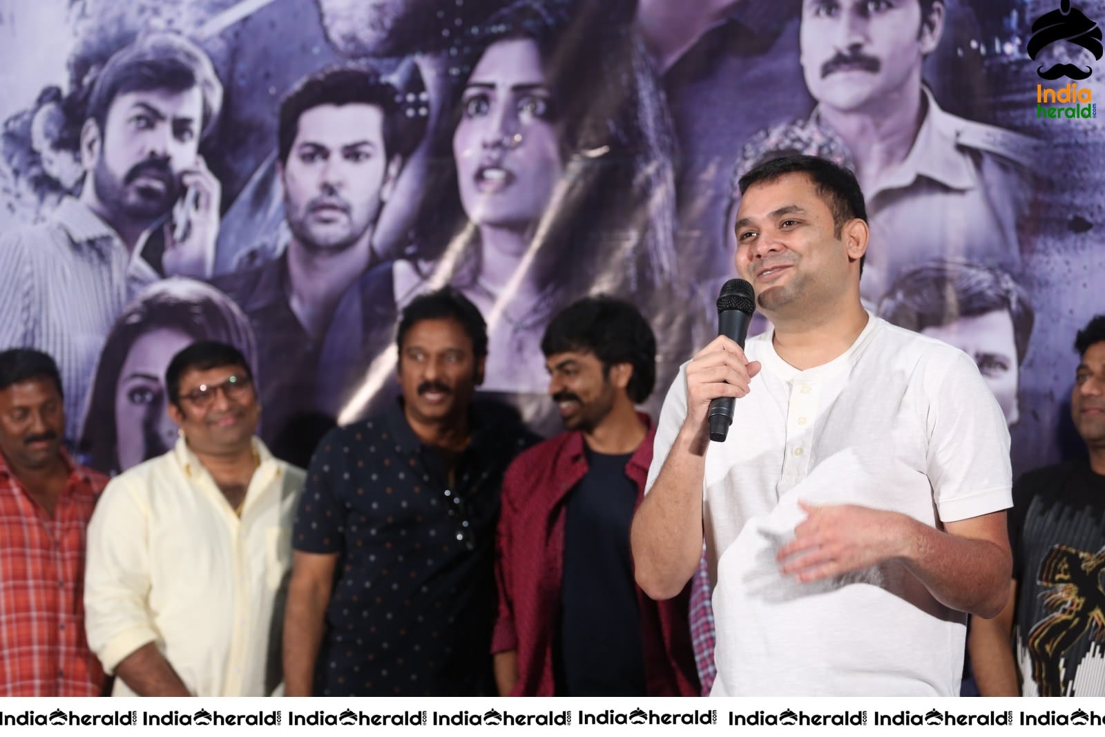 Ragala 24 Gantallo Movie Promational Song launch press meet stills Set 2