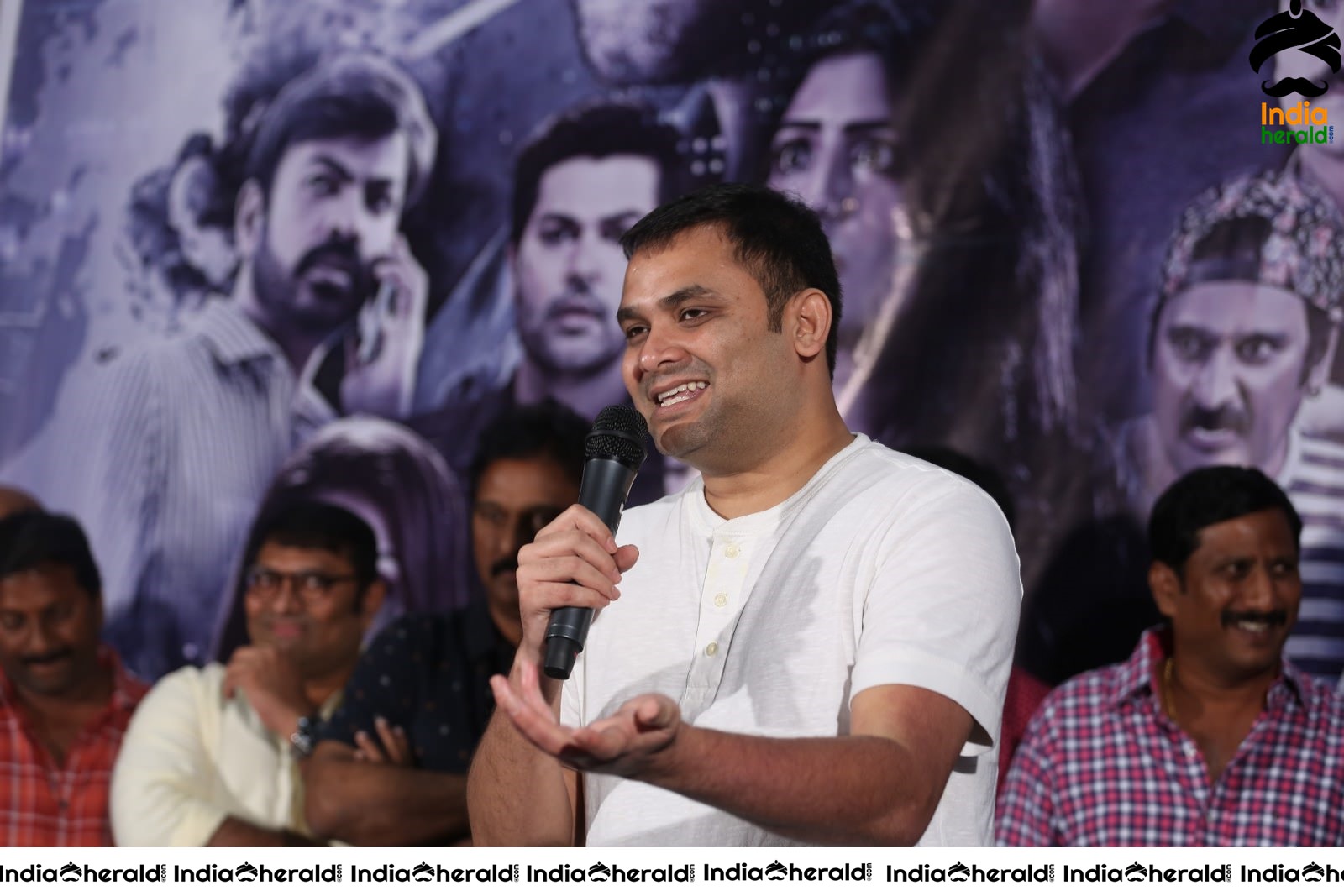 Ragala 24 Gantallo Movie Promational Song launch press meet stills Set 2