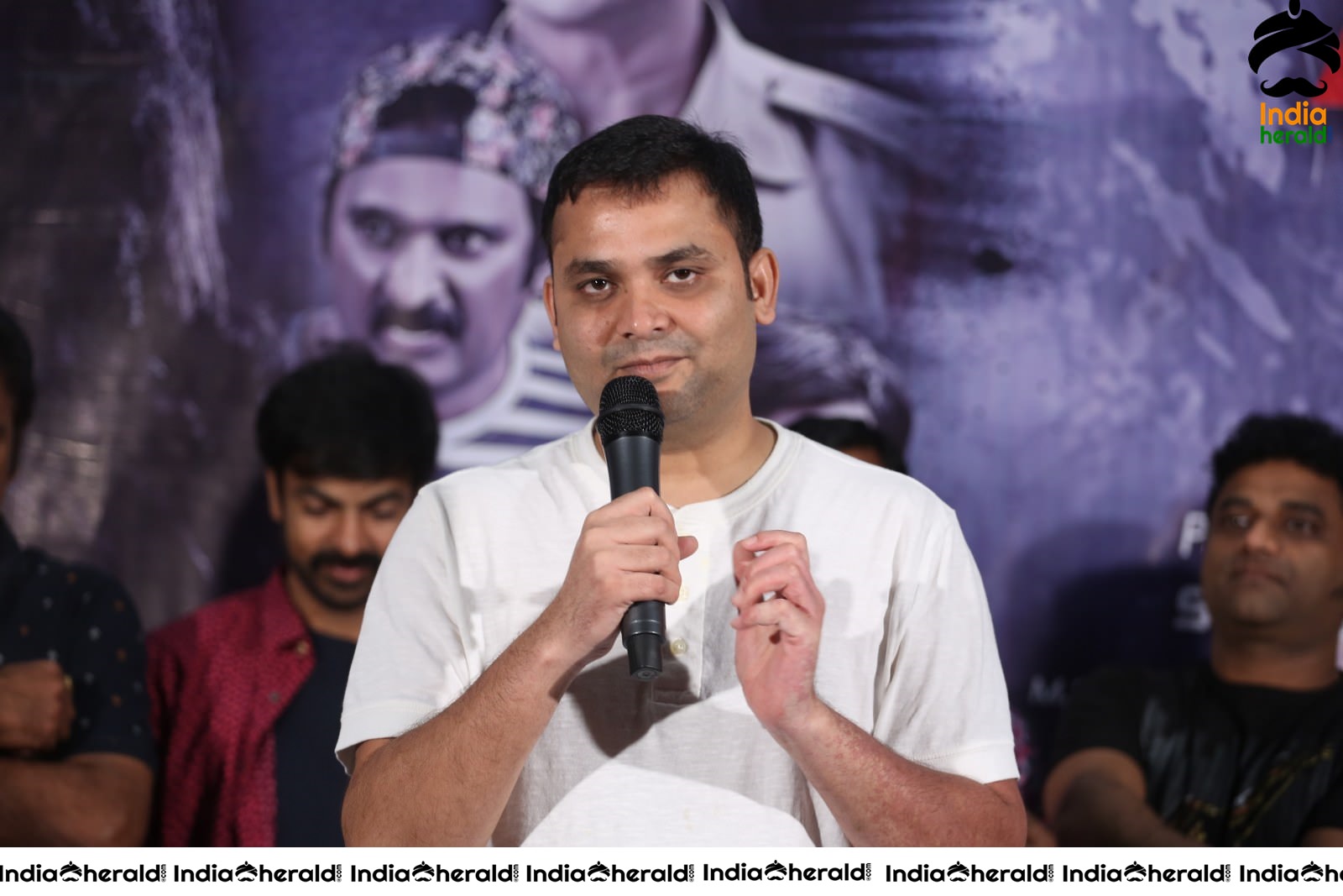 Ragala 24 Gantallo Movie Promational Song launch press meet stills Set 2
