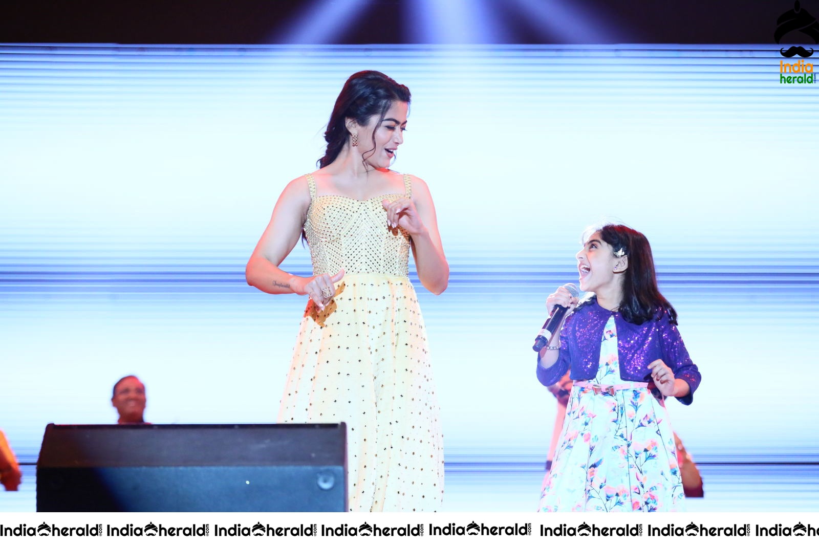 Rashmika Mandanna Cute and Adorable Moments with Kid on the stage at SN Event Set 4