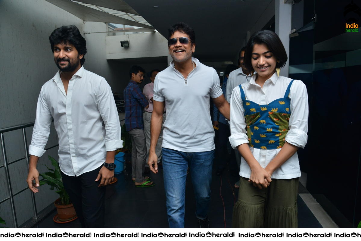 Rashmika with Nani and King Akkineni at Devadas Success Throwback Event Photos Set 5