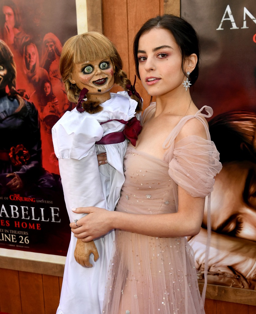Red Carpet At The Premiere Of Warmer Bros Annabelle Comes Home Set 2
