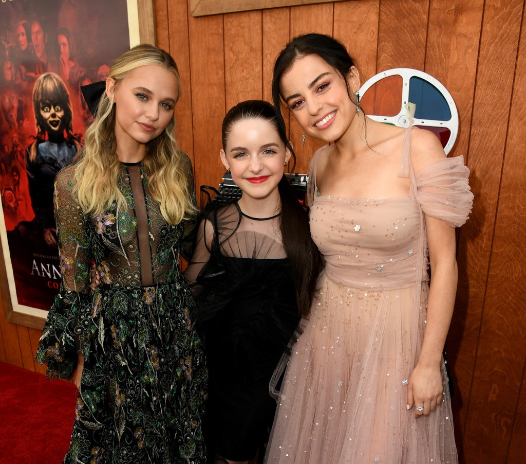 Red Carpet At The Premiere Of Warner Bros Annabelle Comes Home Set 1