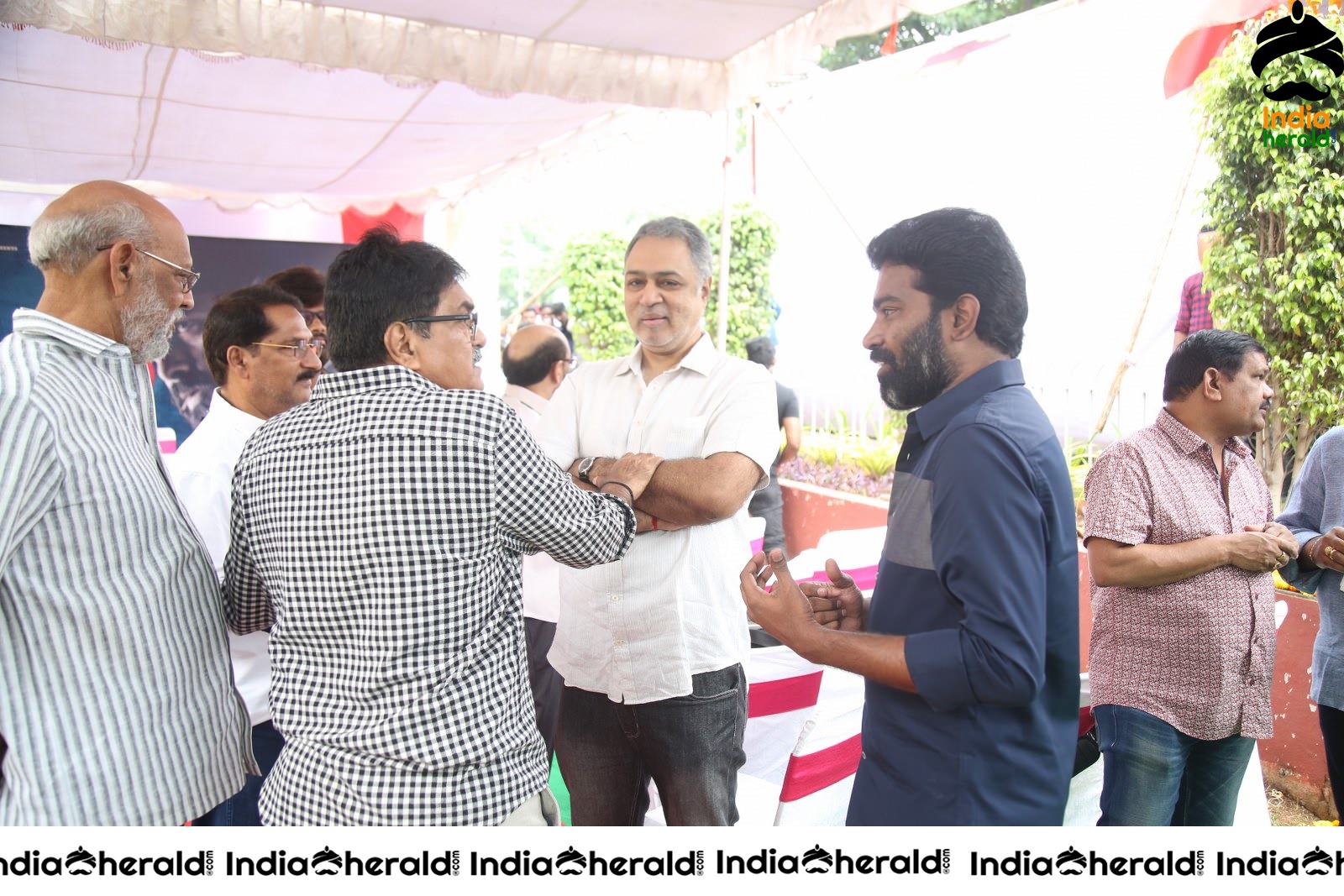 RED Movie Opening Stills Set 1