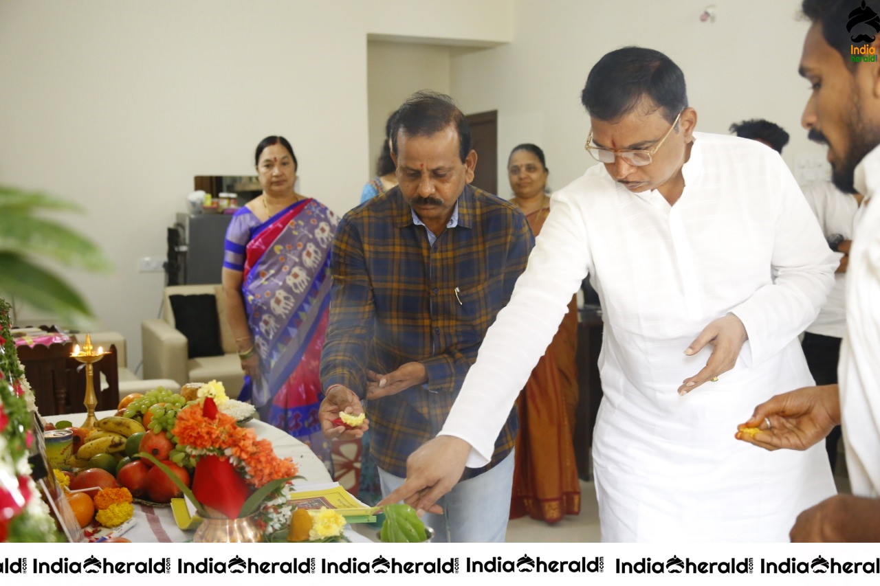 RGV Movie Pooja Stills In Jonnavithula Ramalingeswara Rao Direction