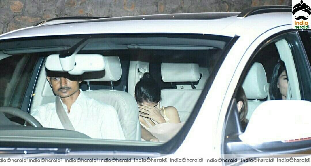 Salman Khan And Others At Helen Birthday Party At Sohail Khan House In Bandra Set 1