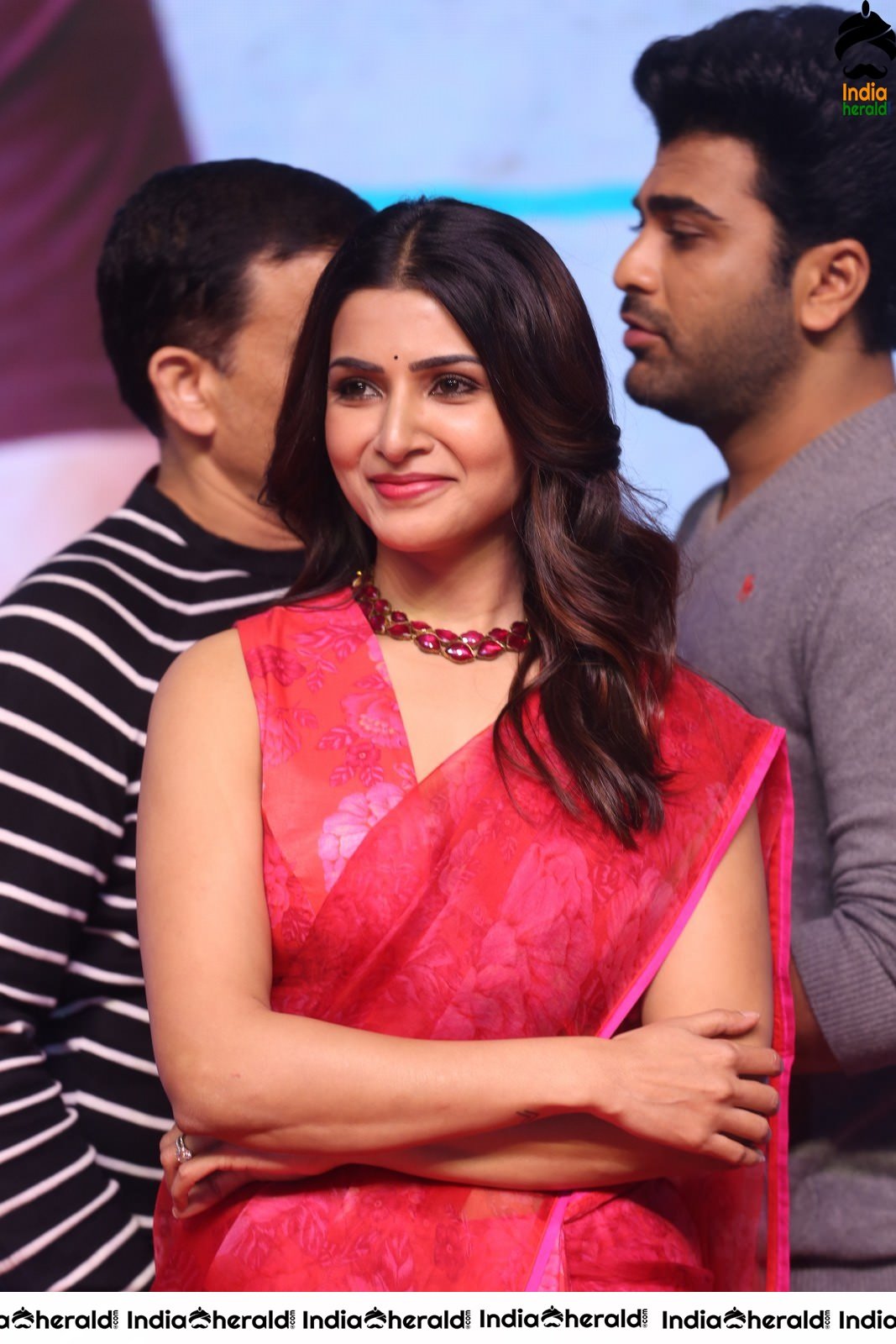 Samantha Looking Too Pretty at Jaanu event Set 1