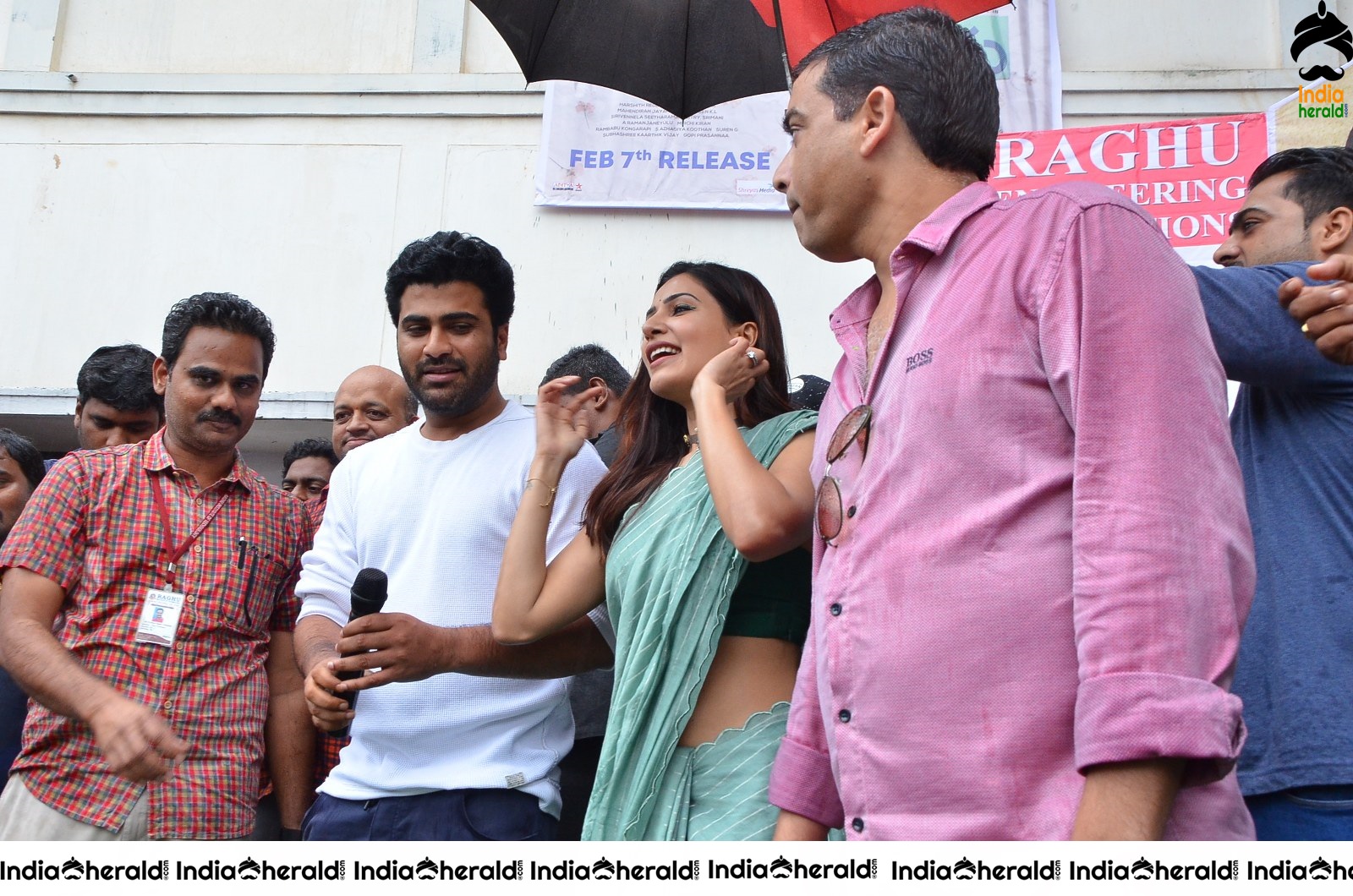 Samantha with Sharwanand and Producer Dil Raju at Vizag Raghu Engineering College Set 3