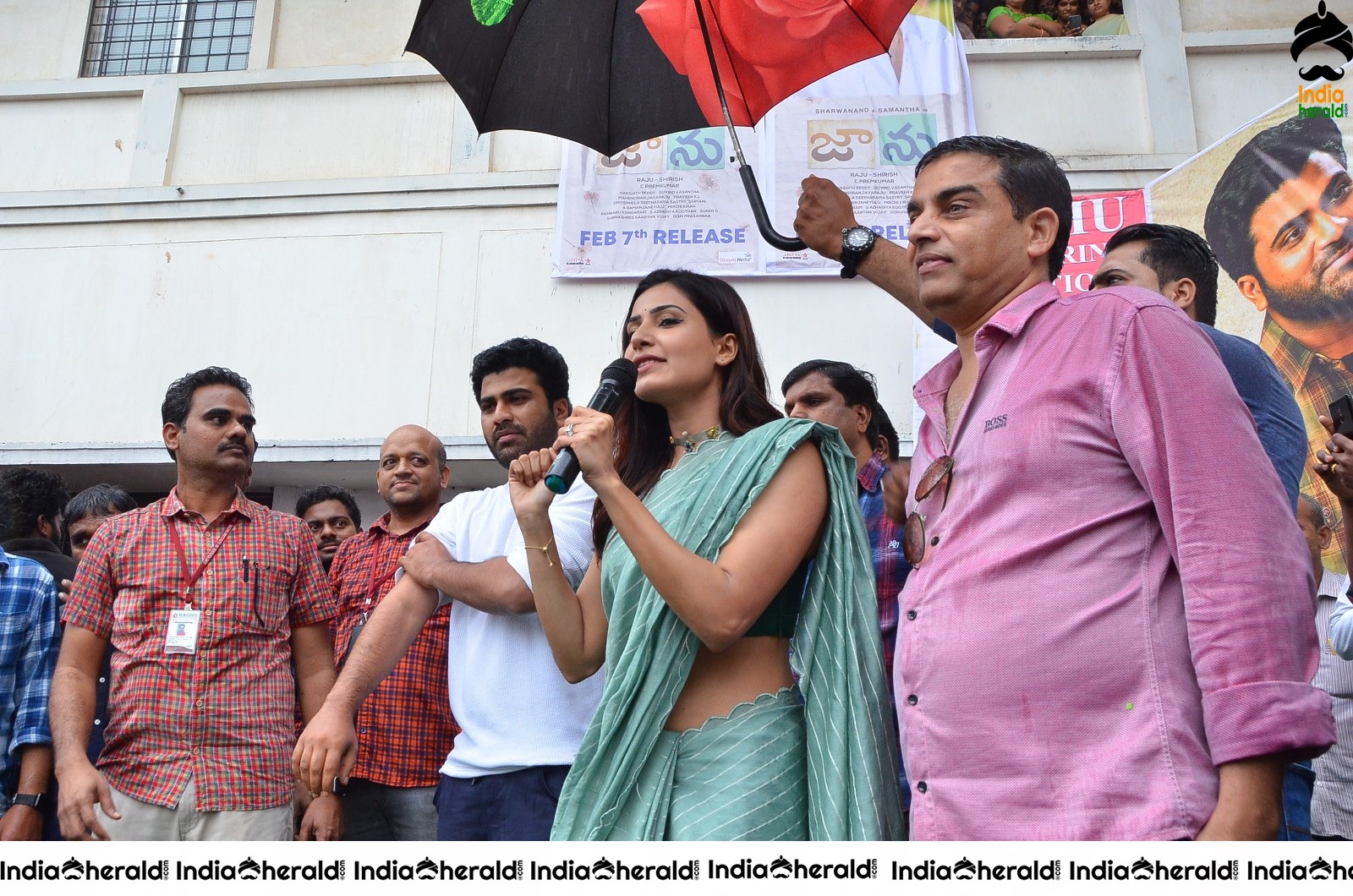 Samantha with Sharwanand and Producer Dil Raju at Vizag Raghu Engineering College Set 3