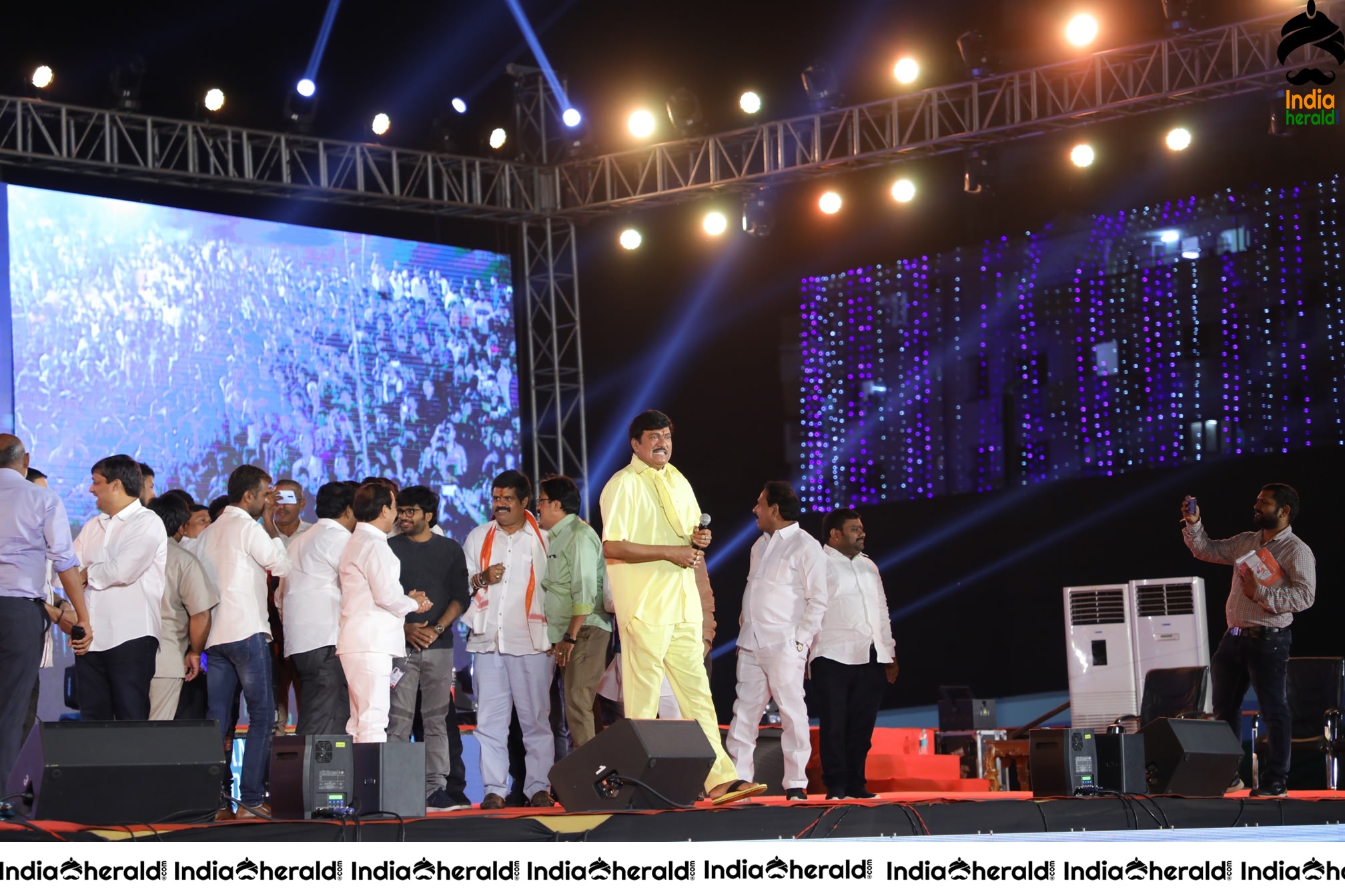 Sarileru Neekevvaru Song Launch at Vizag Set 2