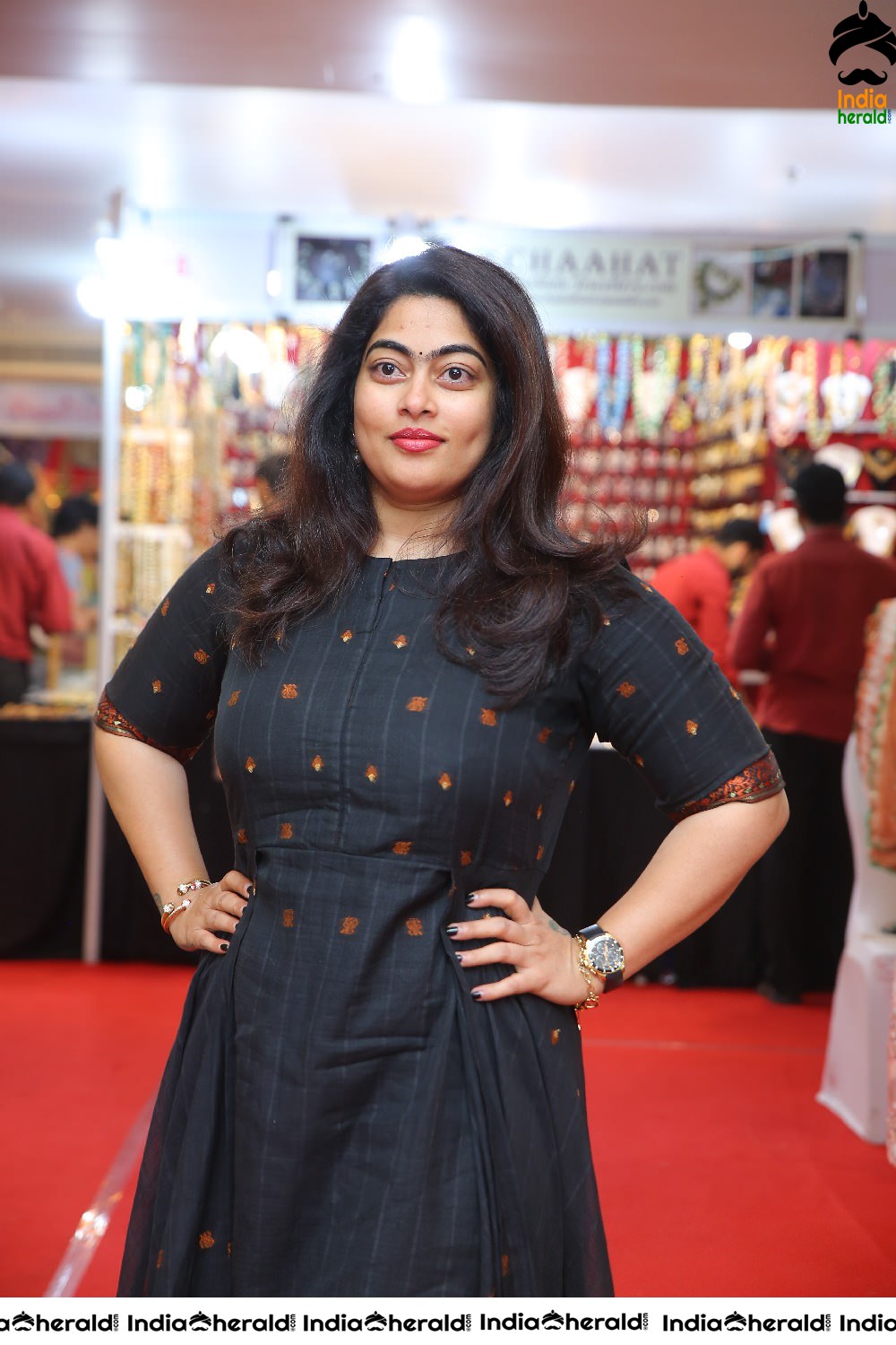 Sashikala and Shravani Reddy inaugurated The Haat Premium Heritage Fashion and Lifestyle Set 1