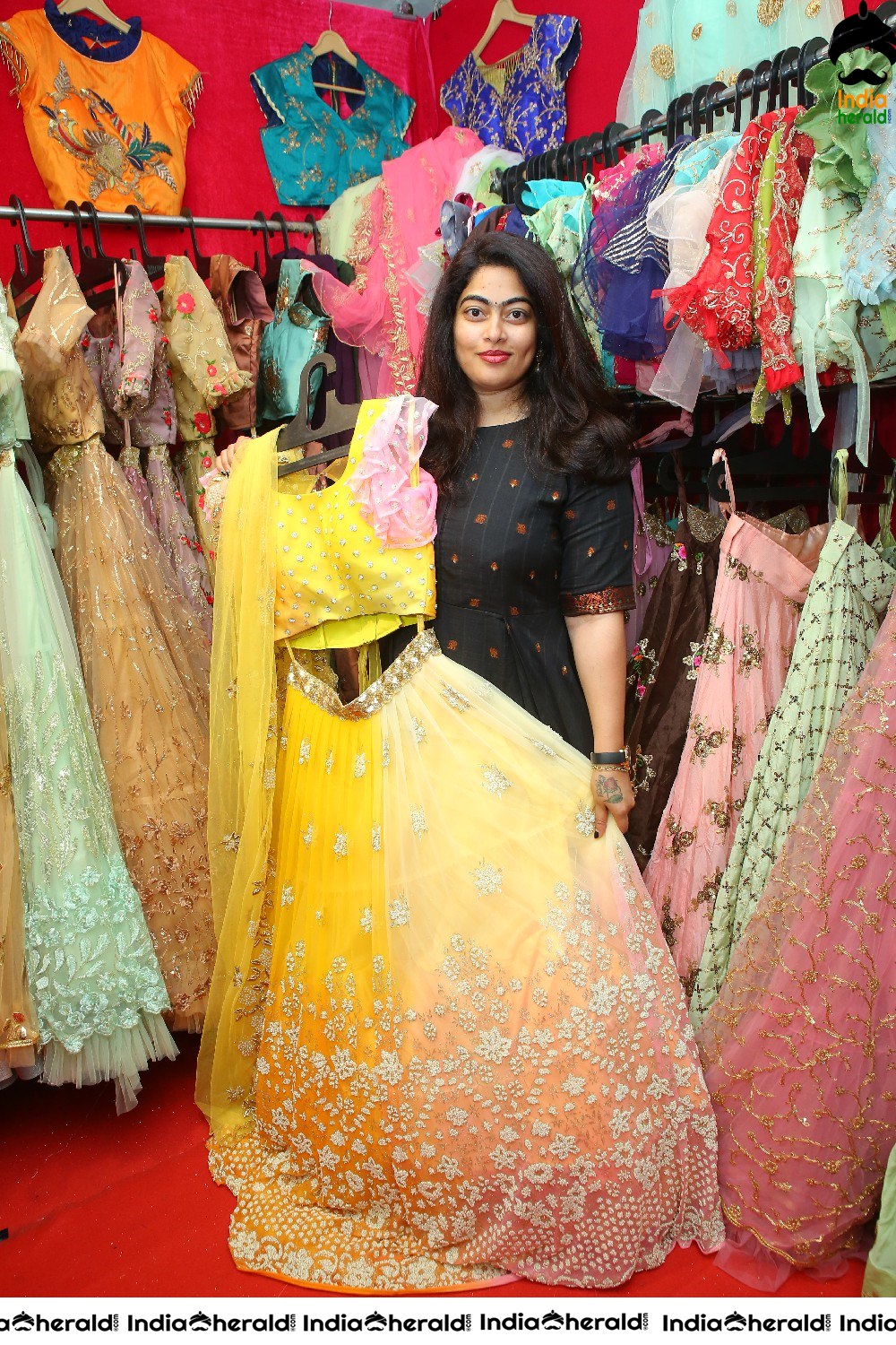 Sashikala and Shravani Reddy inaugurated The Haat Premium Heritage Fashion and Lifestyle Set 1