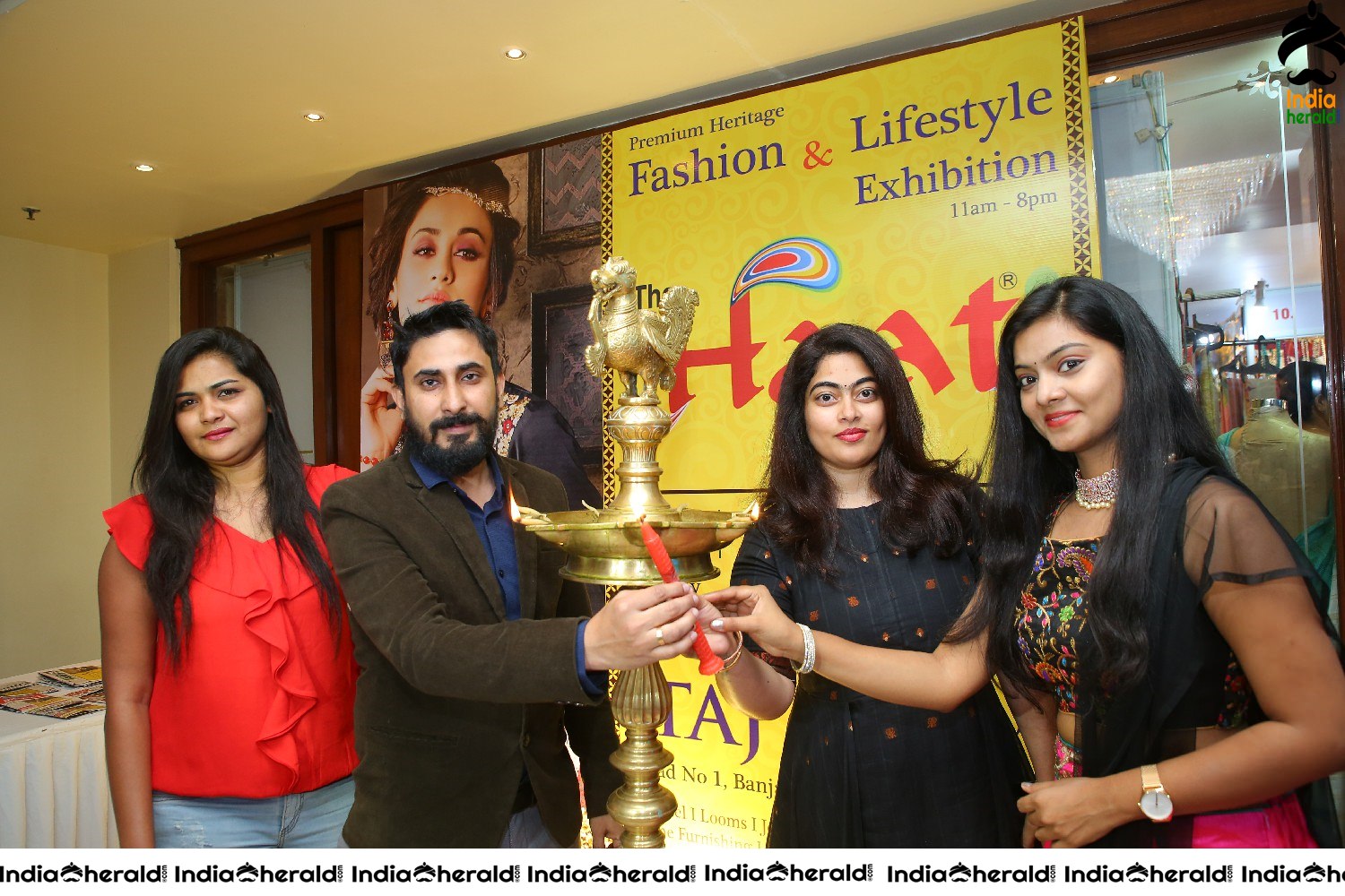 Sashikala and Shravani Reddy inaugurated The Haat Premium Heritage Fashion and Lifestyle Set 2