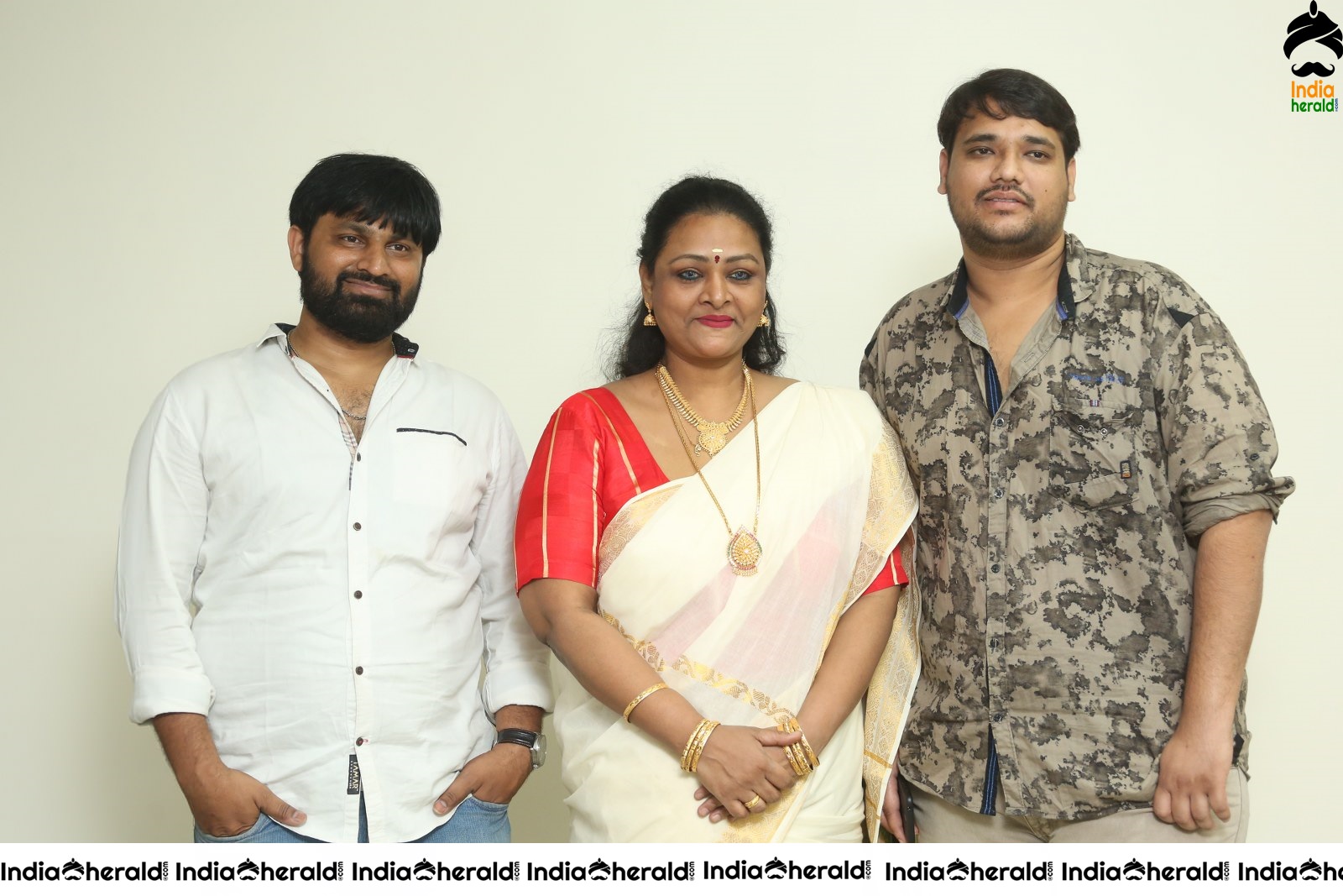 Shakeela Rasina Motta Modati Kutumba Katha Chitram Press Meet