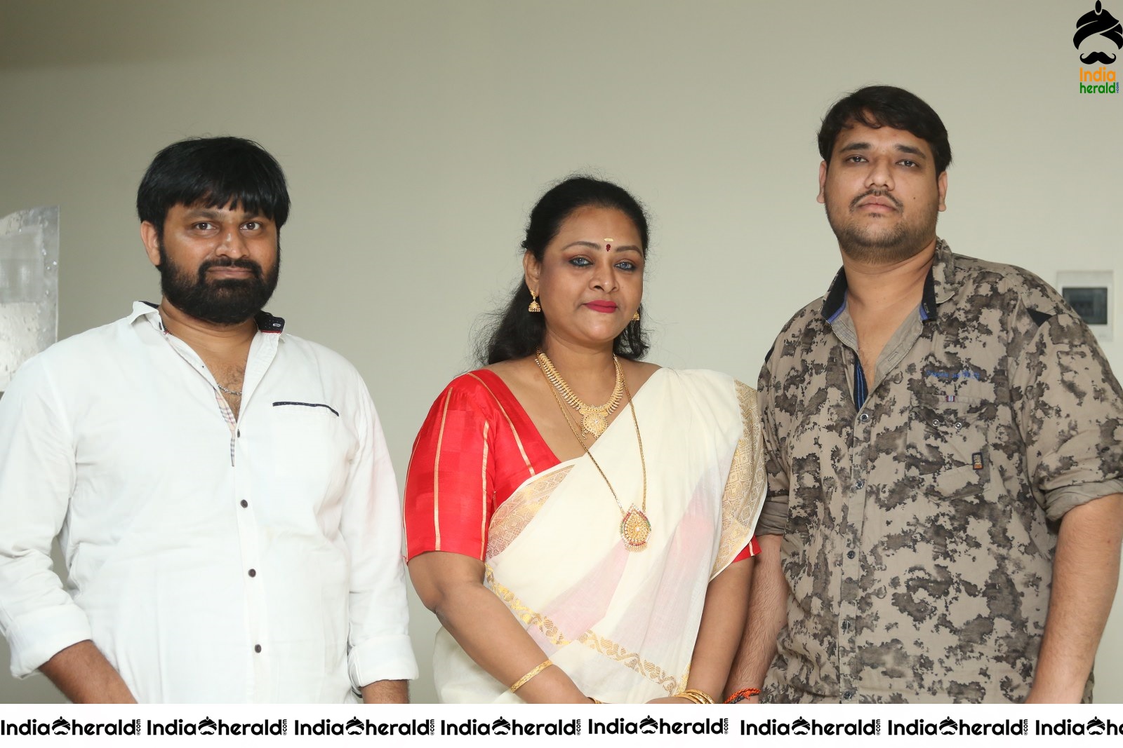 Shakeela Rasina Motta Modati Kutumba Katha Chitram Press Meet