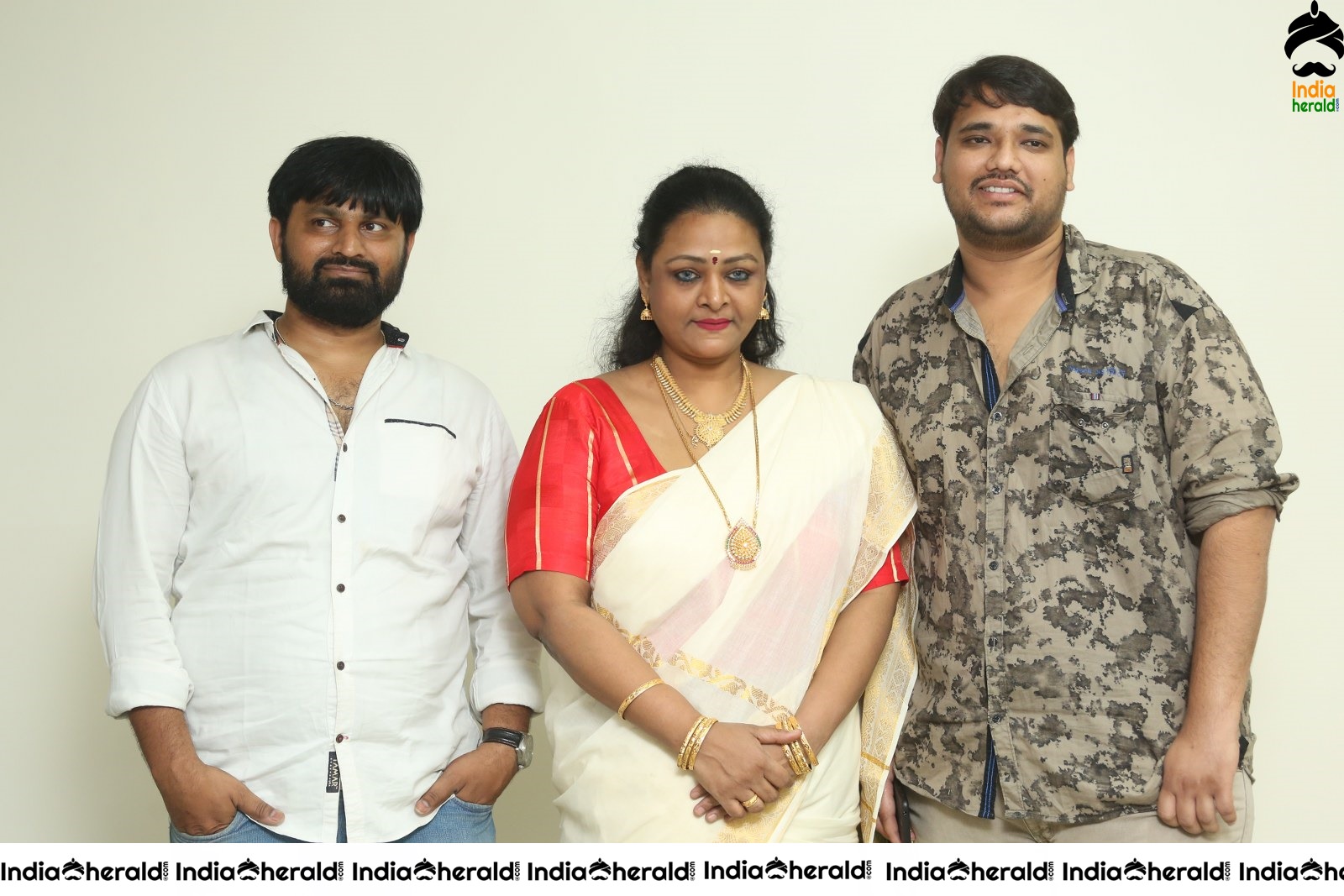 Shakeela Rasina Motta Modati Kutumba Katha Chitram Press Meet