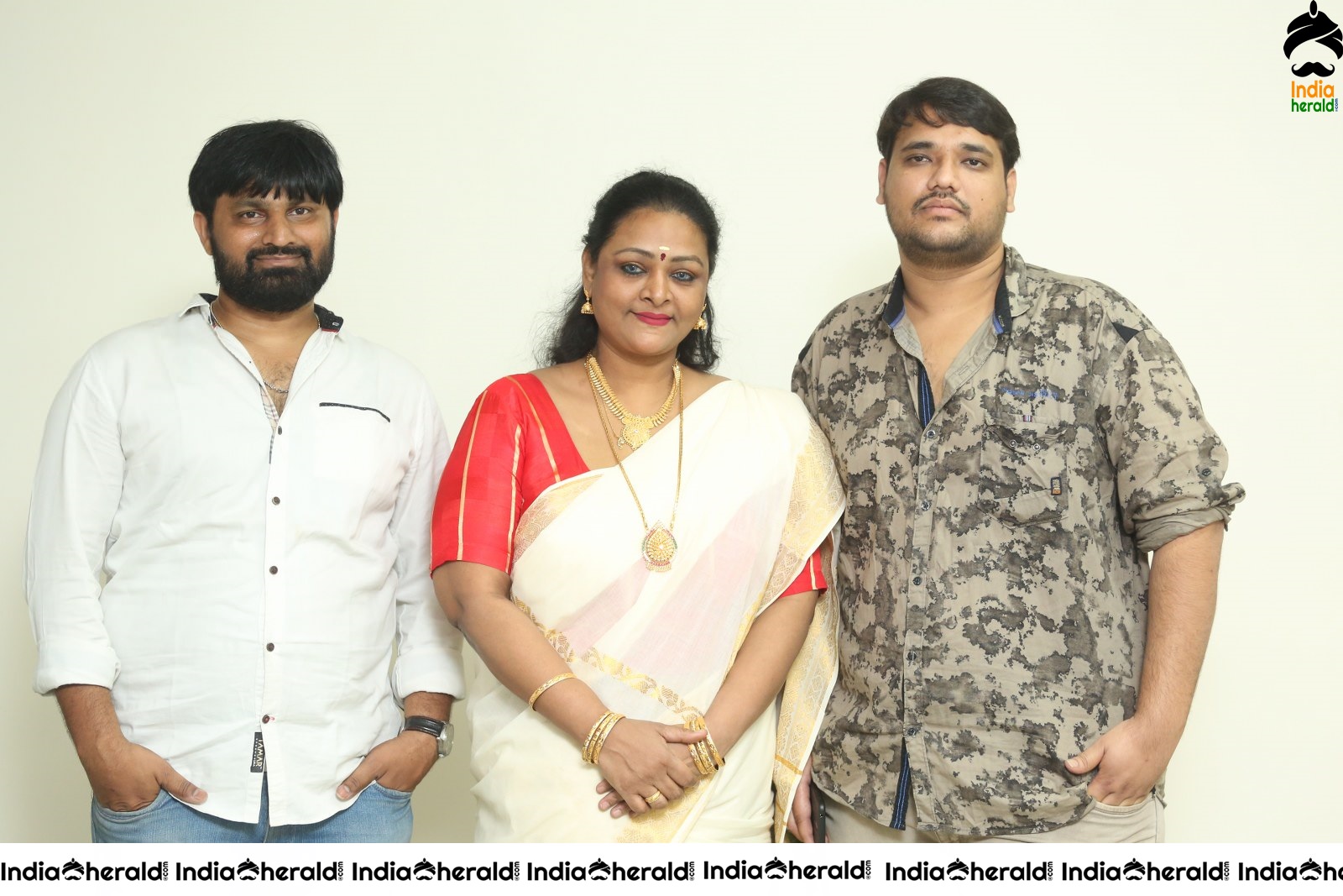 Shakeela Rasina Motta Modati Kutumba Katha Chitram Press Meet