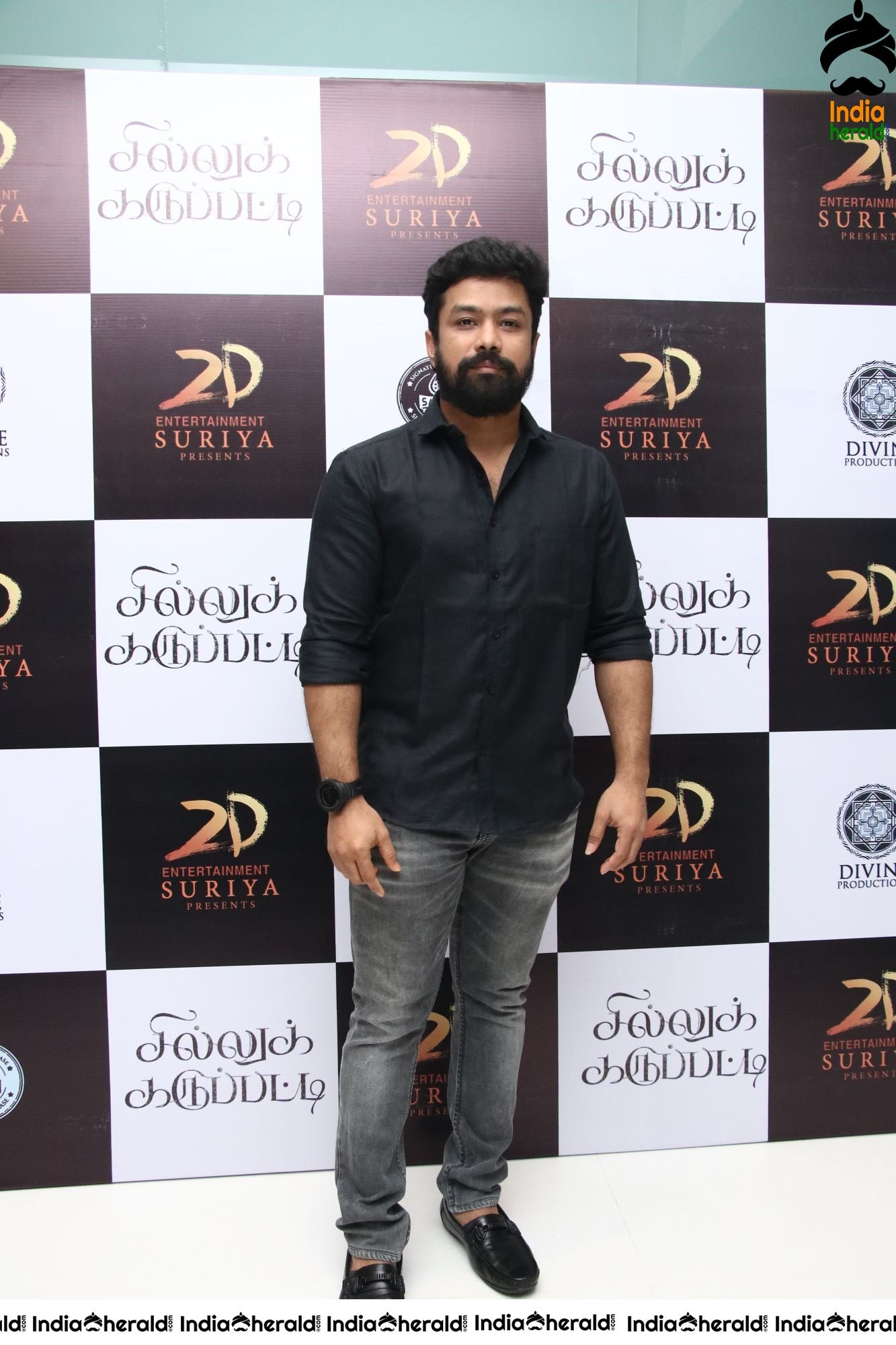 Sillukarupatti Premiere Show Stills Set 3