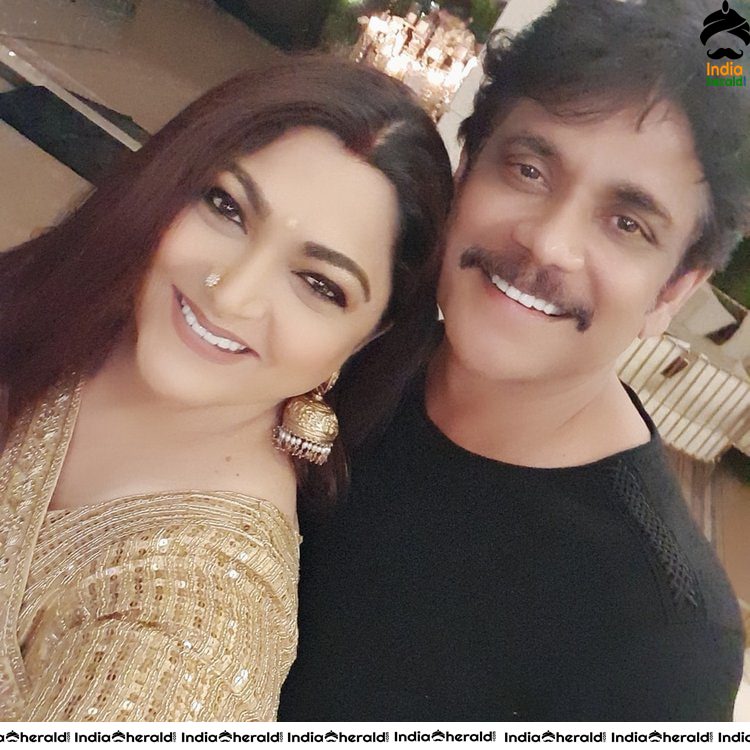 Stars having a gala time at the 80s reunion hosted by Megastar Chiranjeevi