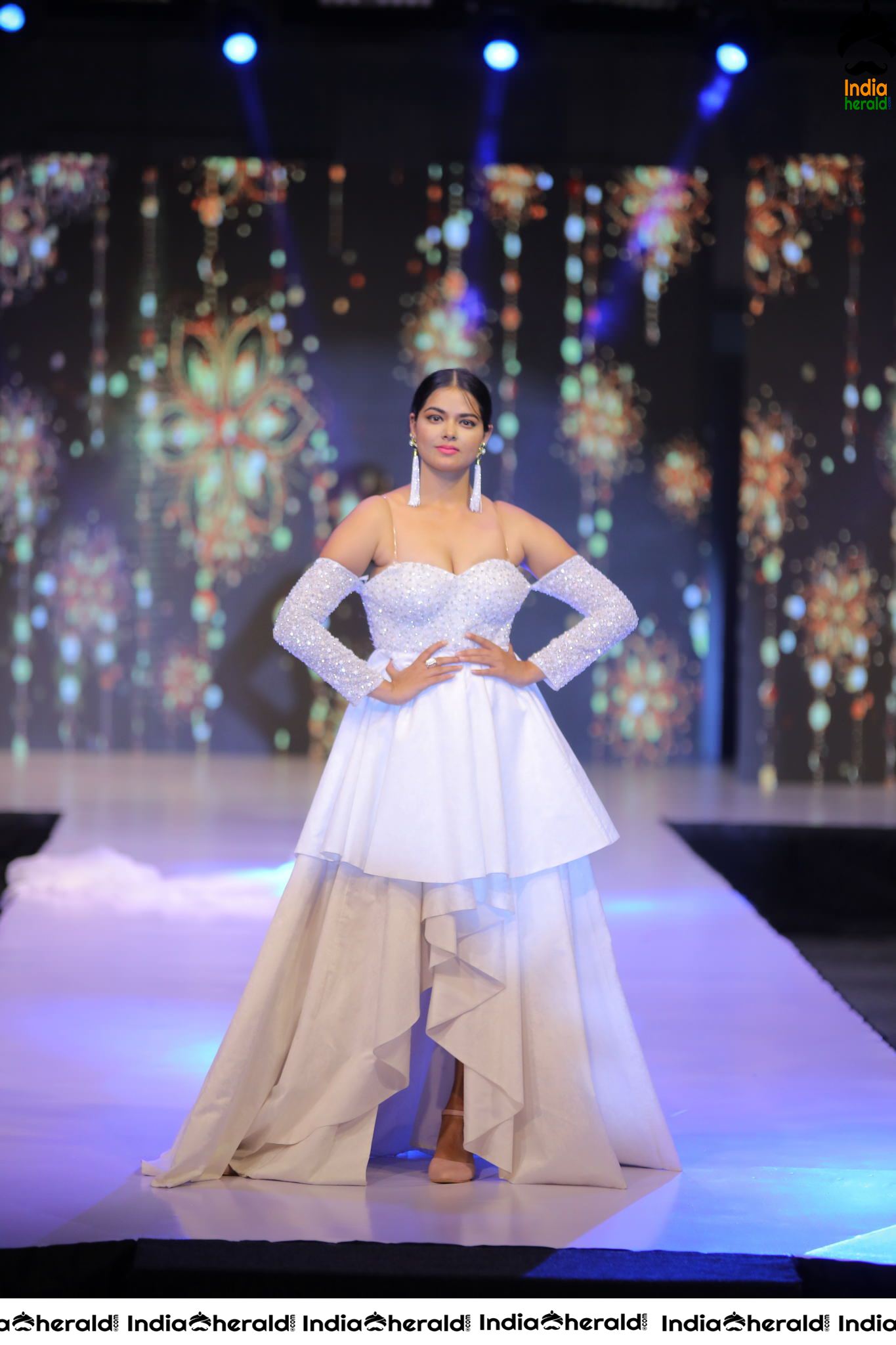 Sthri Grand Launch Designers Fashion Show Event at N Convention Set 3