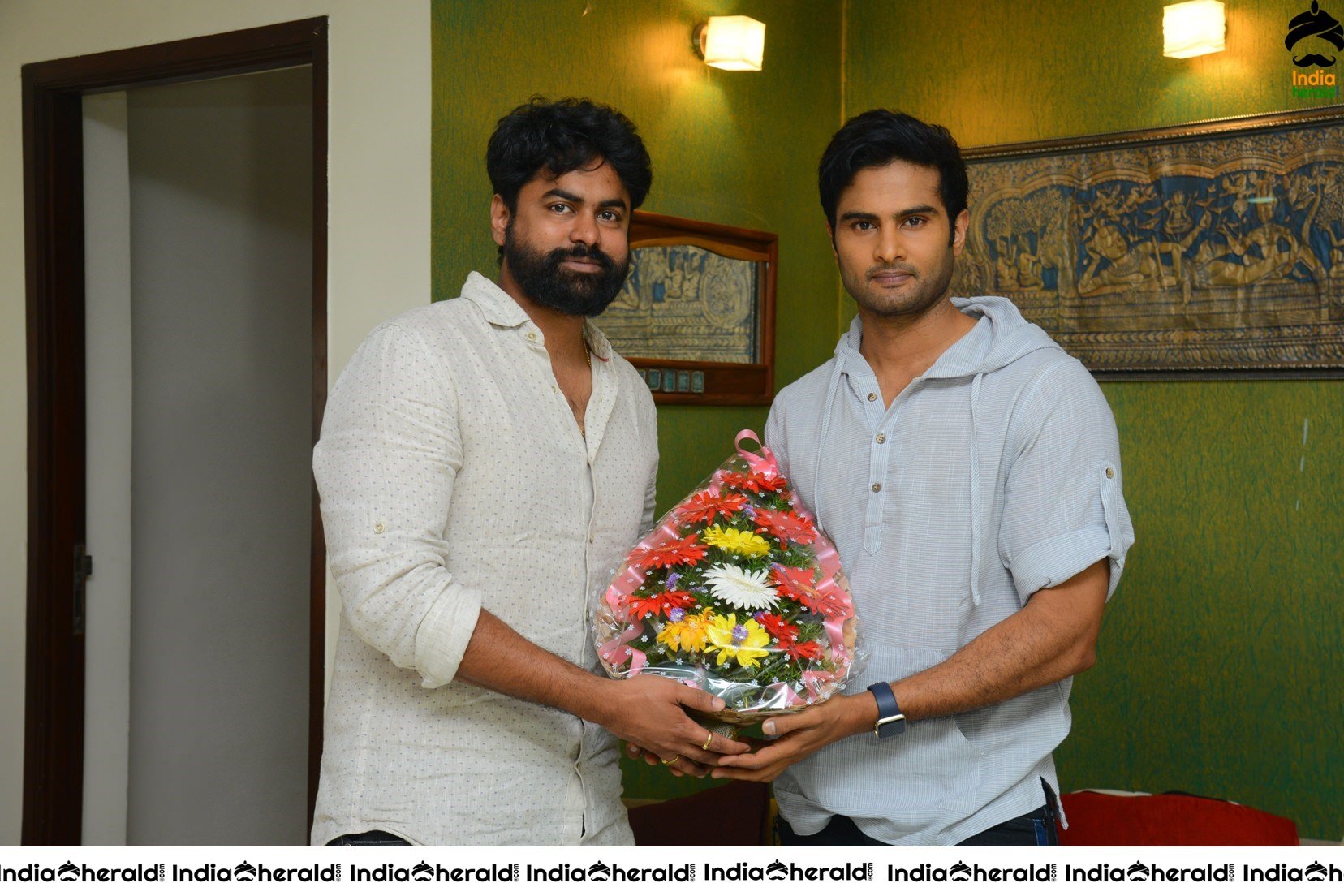Sudheer Babu releases Hemant arts Pichodu trailer