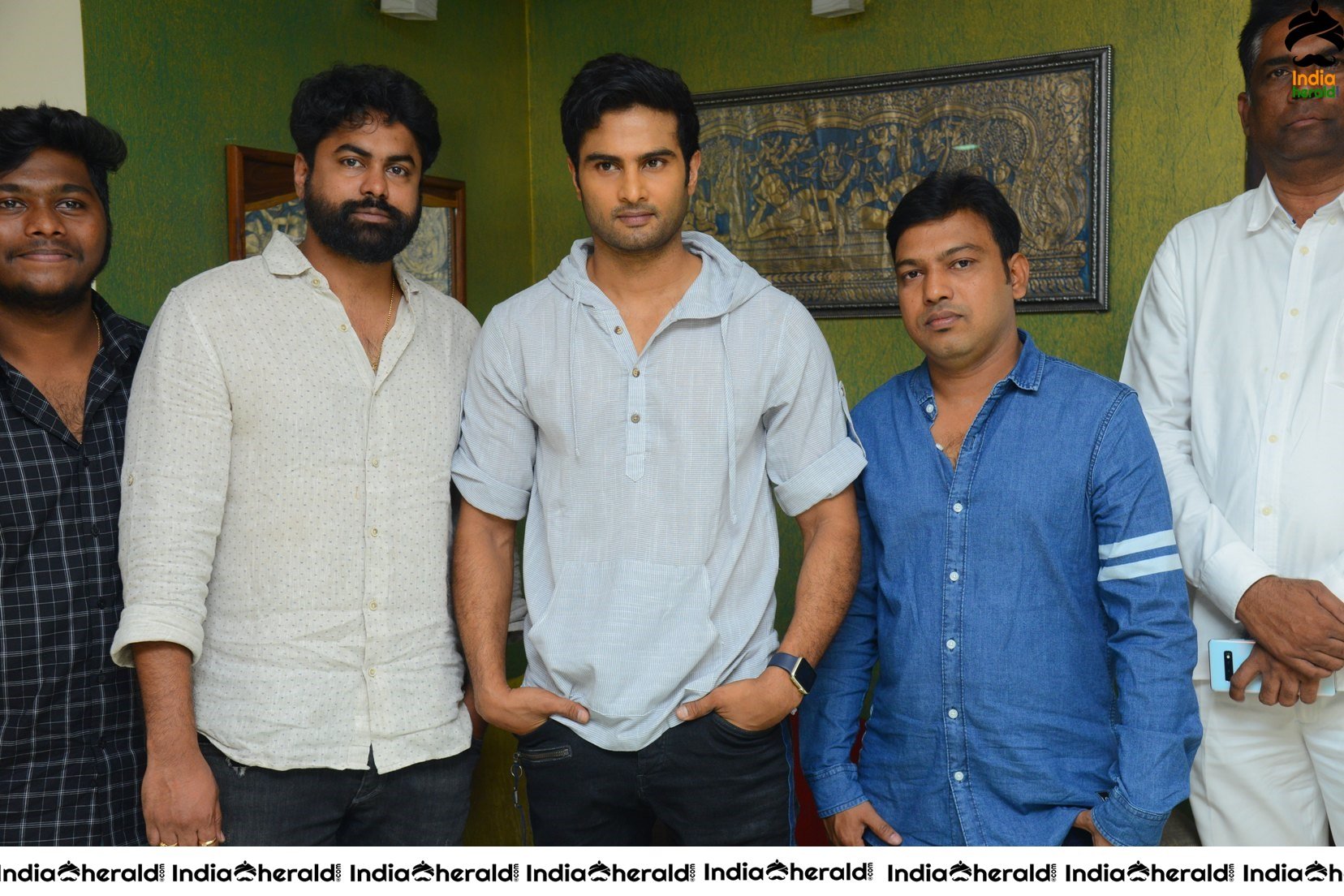 Sudheer Babu releases Hemant arts Pichodu trailer