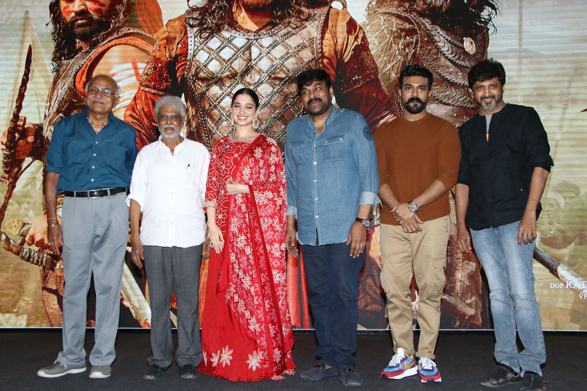 Sye Raa Tamil Press Meet at Chennai Set 3