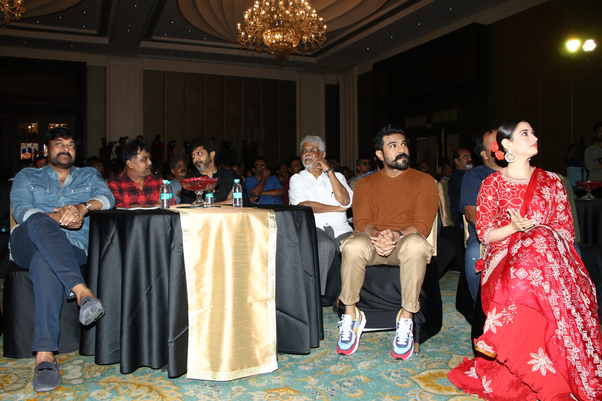 Sye Raa Tamil Press Meet at Chennai Set 3
