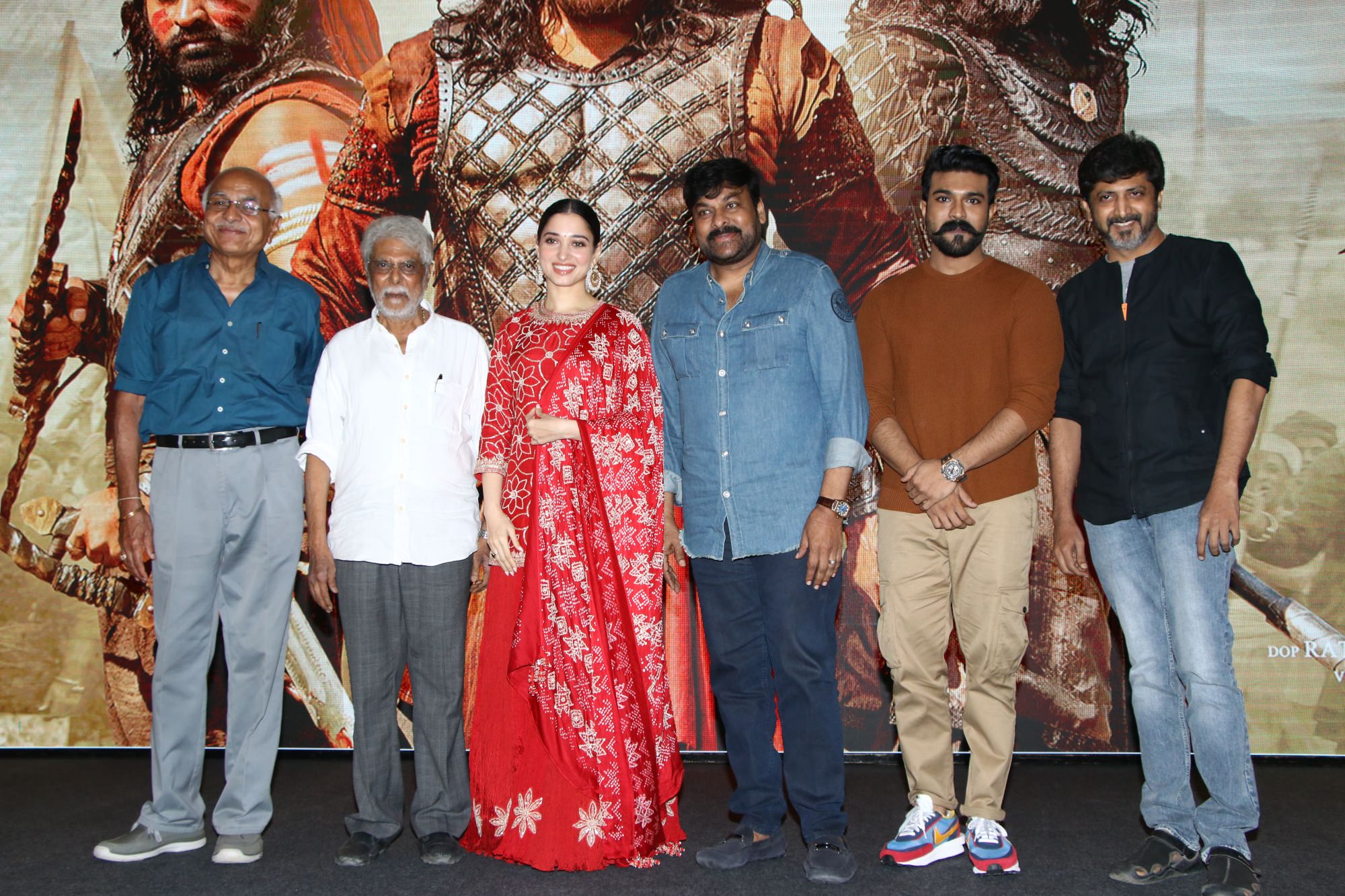 Sye Raa Tamil Press Meet at Chennai Set 3