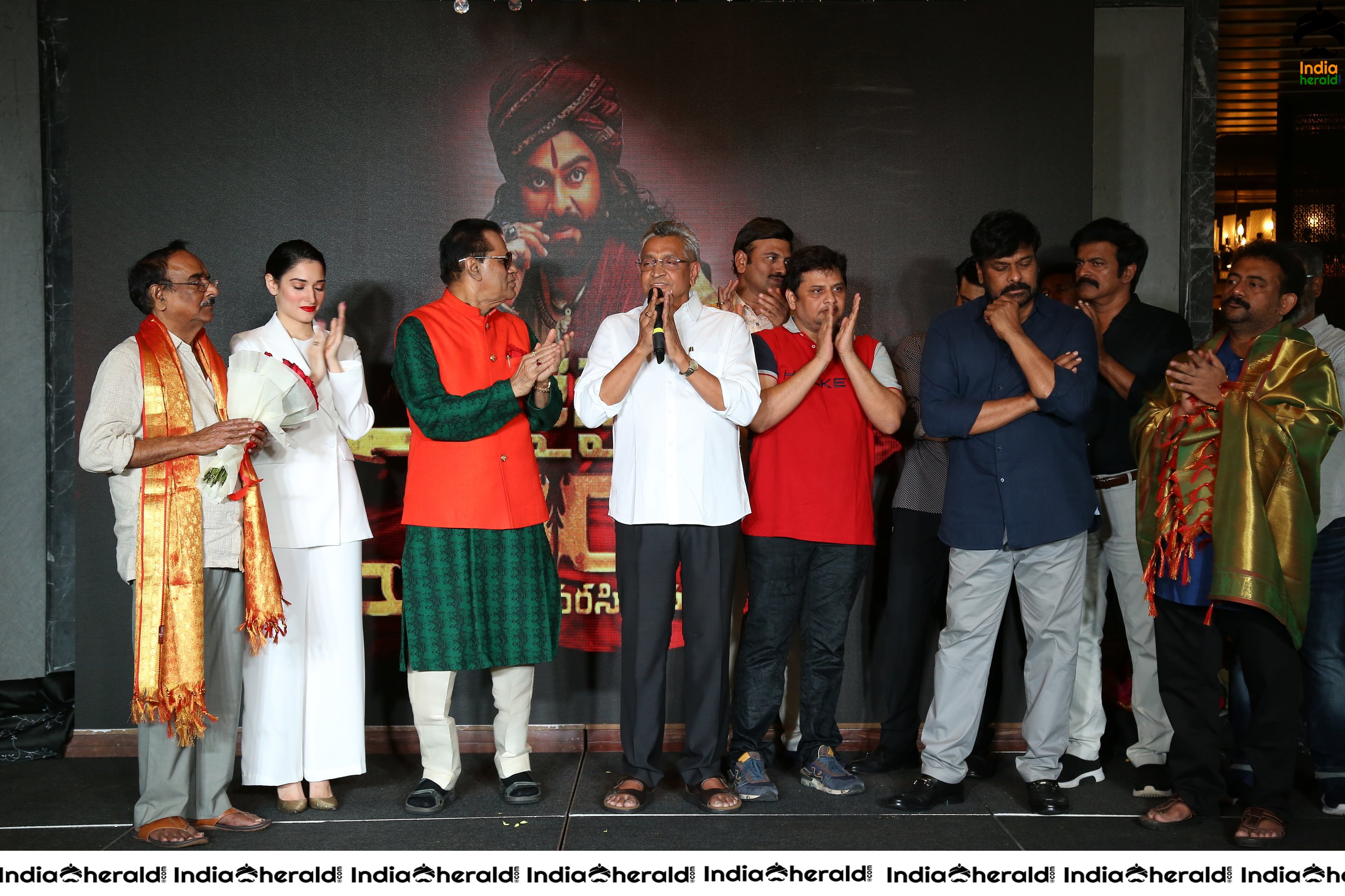 T Subbirami Reddy Felicitates Sye Raa Team And Hails Chiranjeevi Set 3