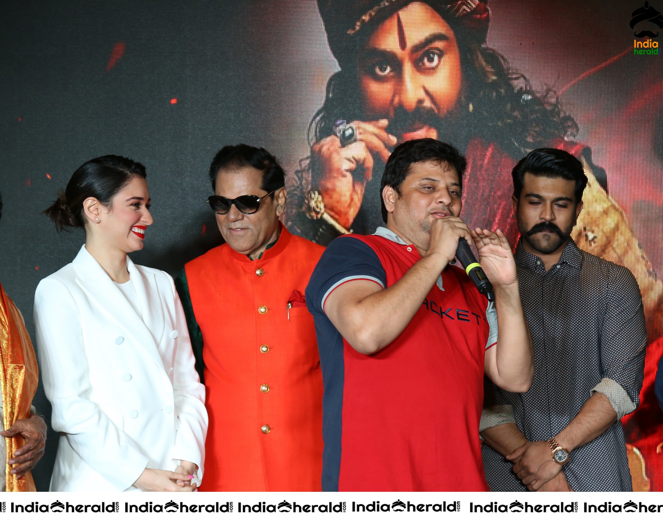 T Subbirami Reddy Felicitates Sye Raa Team And Hails Chiranjeevi Set 3