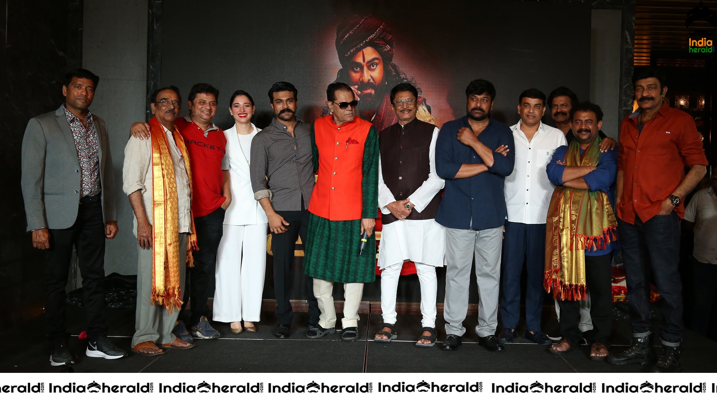 T Subbirami Reddy felicitates Sye Raa Team and hails Chiranjeevi Set 5