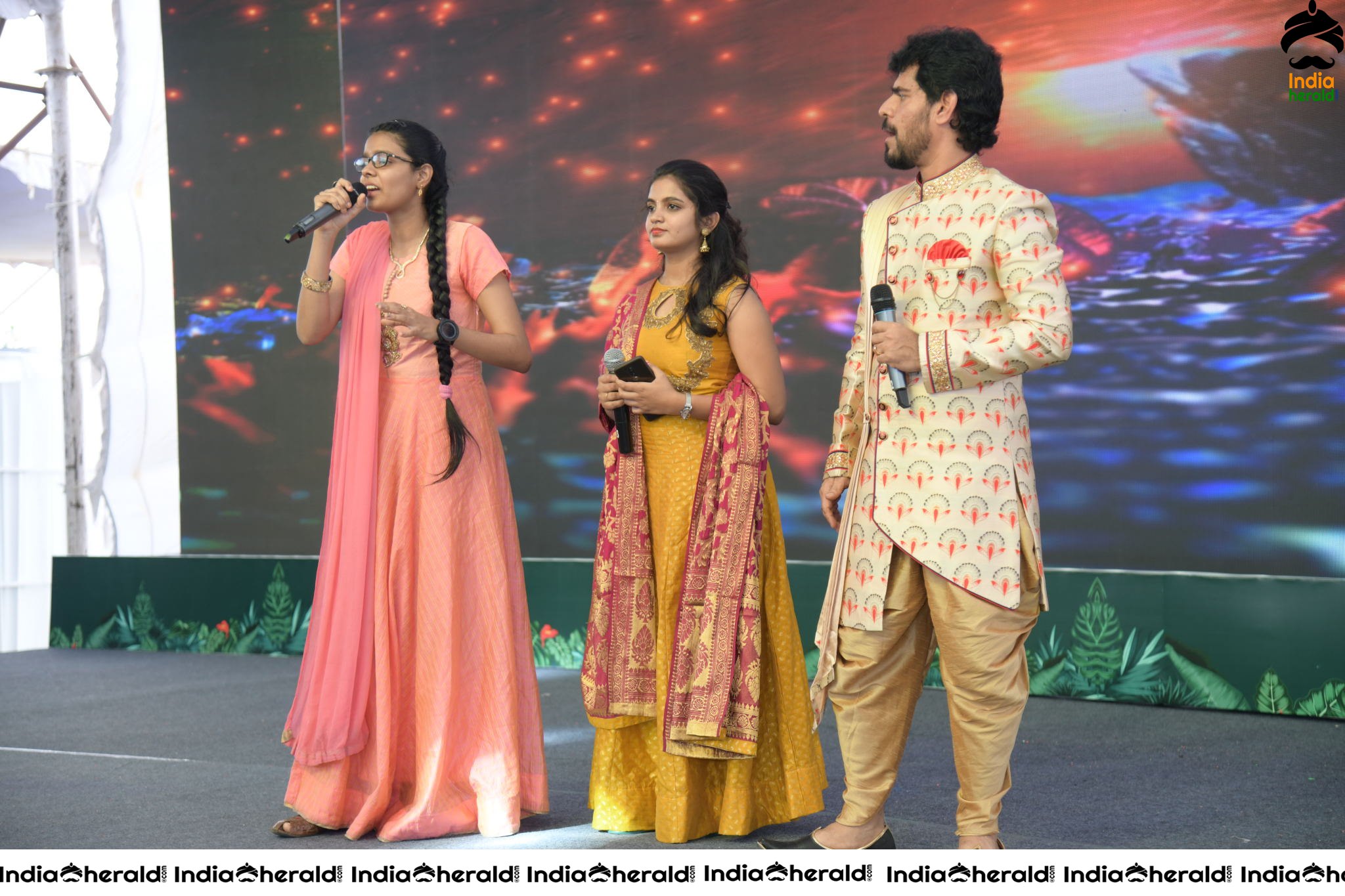Tamannah and Azharuddin Grand Launched the SUCHIRINDIA IVY GREENS PROJECT at MAHESHWARAM Set 2