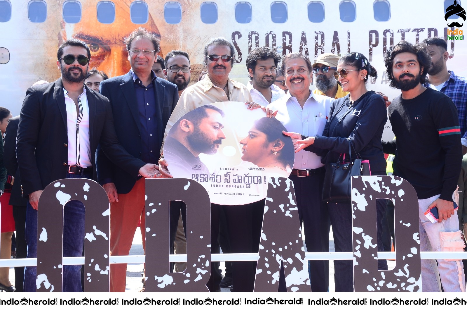 Tamil Movie Soorarai Potru Audio Launch Photos at Spice Jet in Chennai Set 2