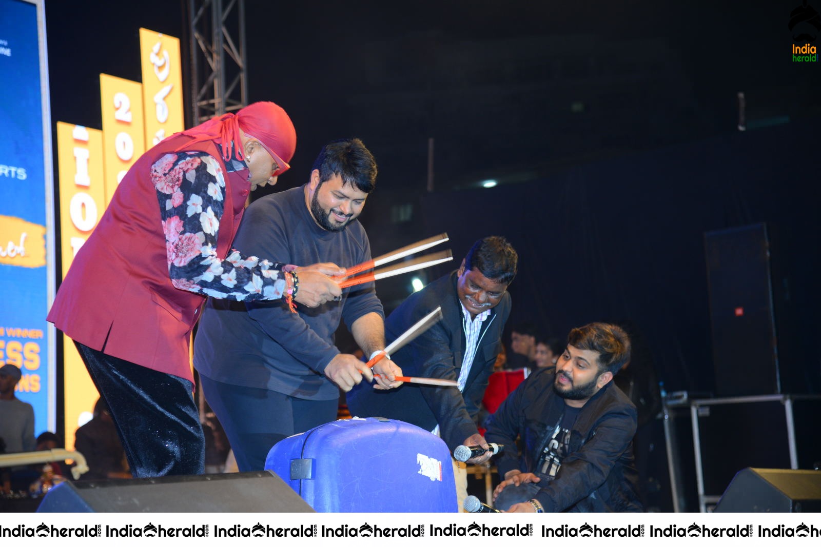 The Grand Night of AV Success celebrations finally came to an end Set 3