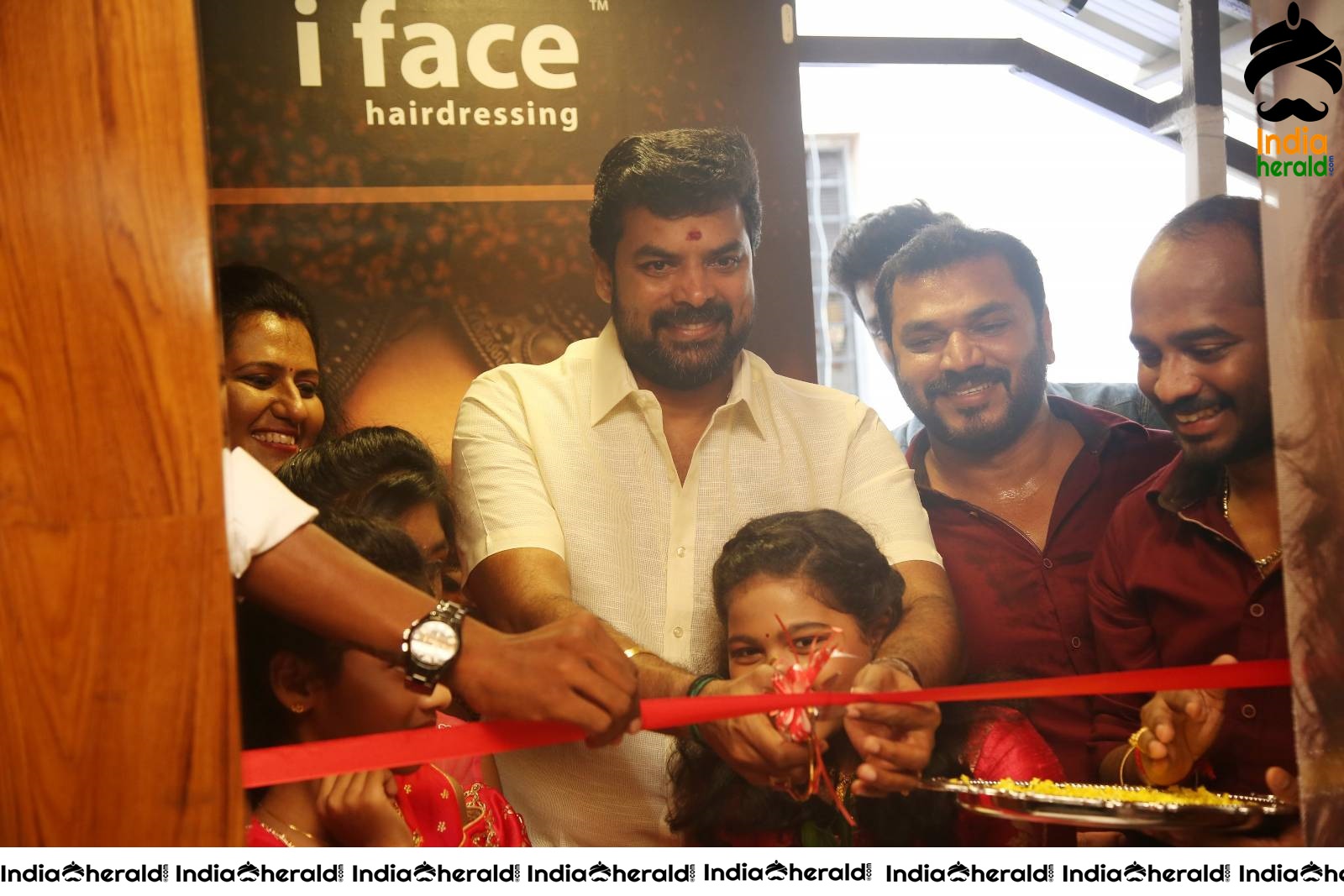The Grand Opening of i Face Hairdressing Studio Set 1