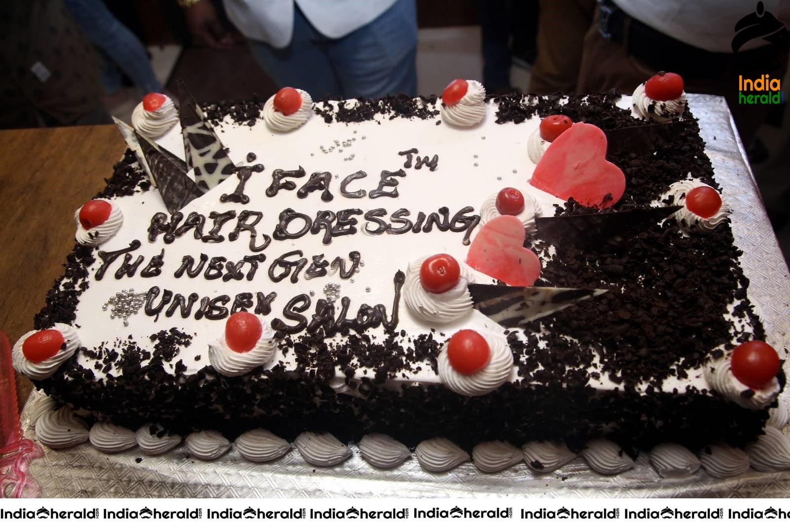 The Grand Opening of i Face Hairdressing Studio Set 2