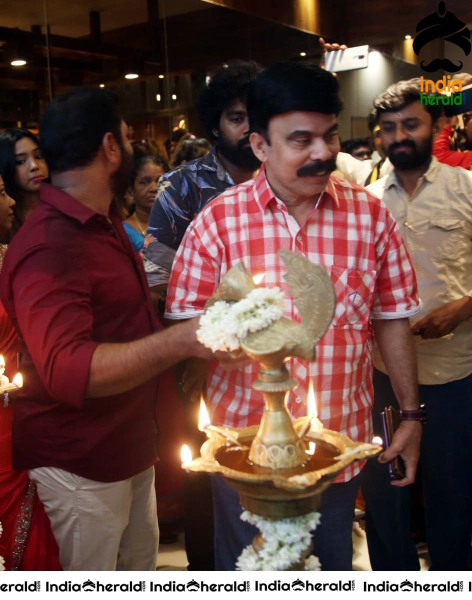 The Grand Opening of i Face Hairdressing Studio Set 2